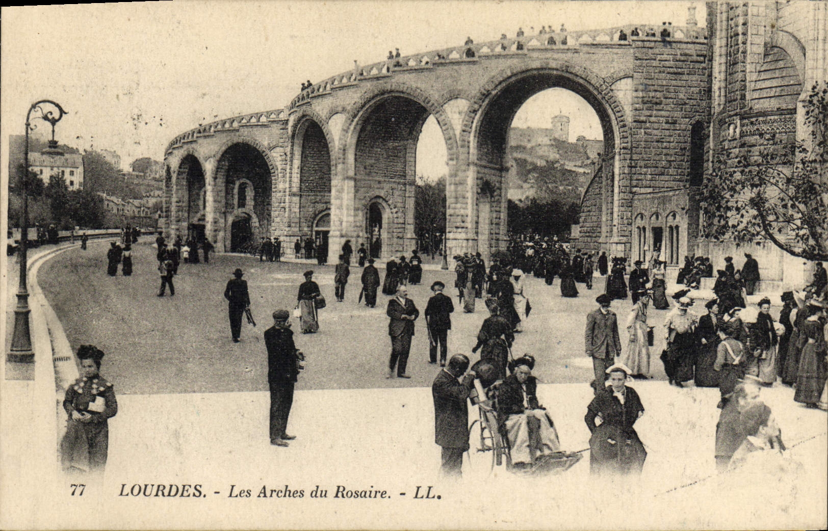 Arcos pesados de la POSTAL de la VENDIMIA del rosario