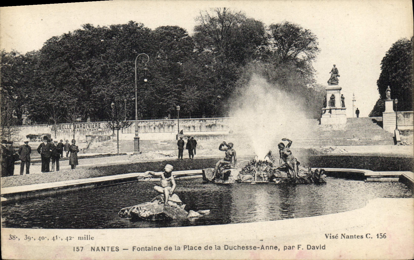 VINTAGE POSTCARD Nantes Fountain Of the Place Of the Duchess Anne