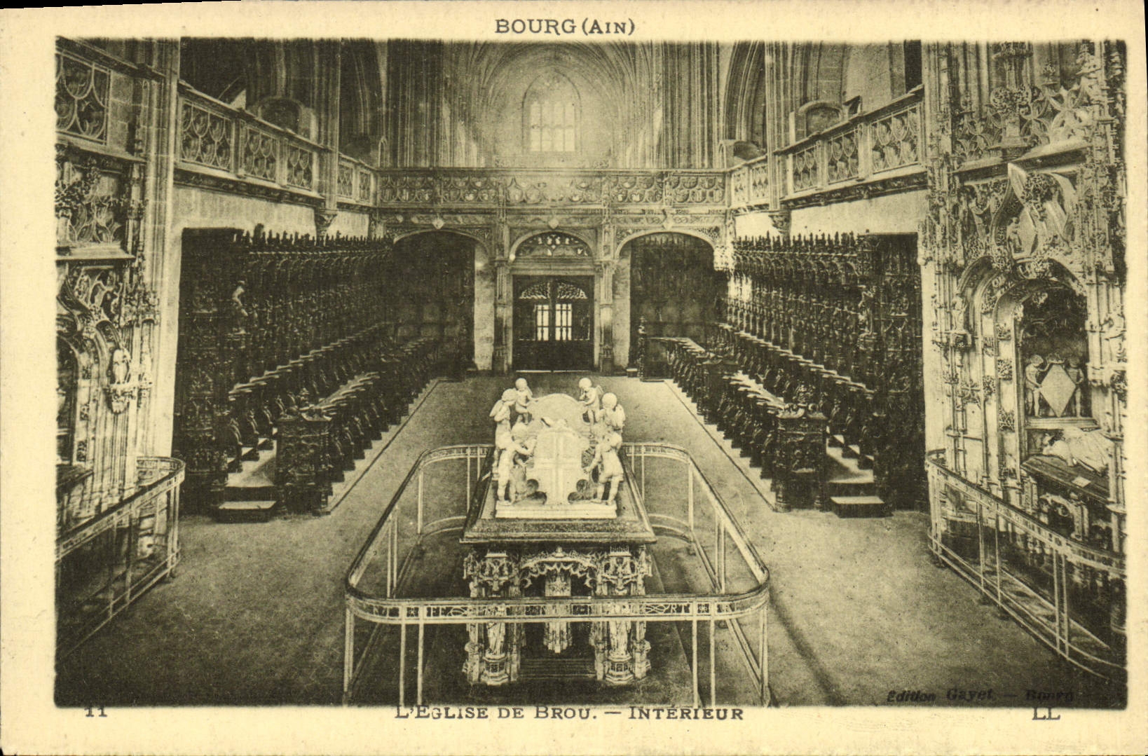 CPA Bourg L'Eglise De Brou Interieur