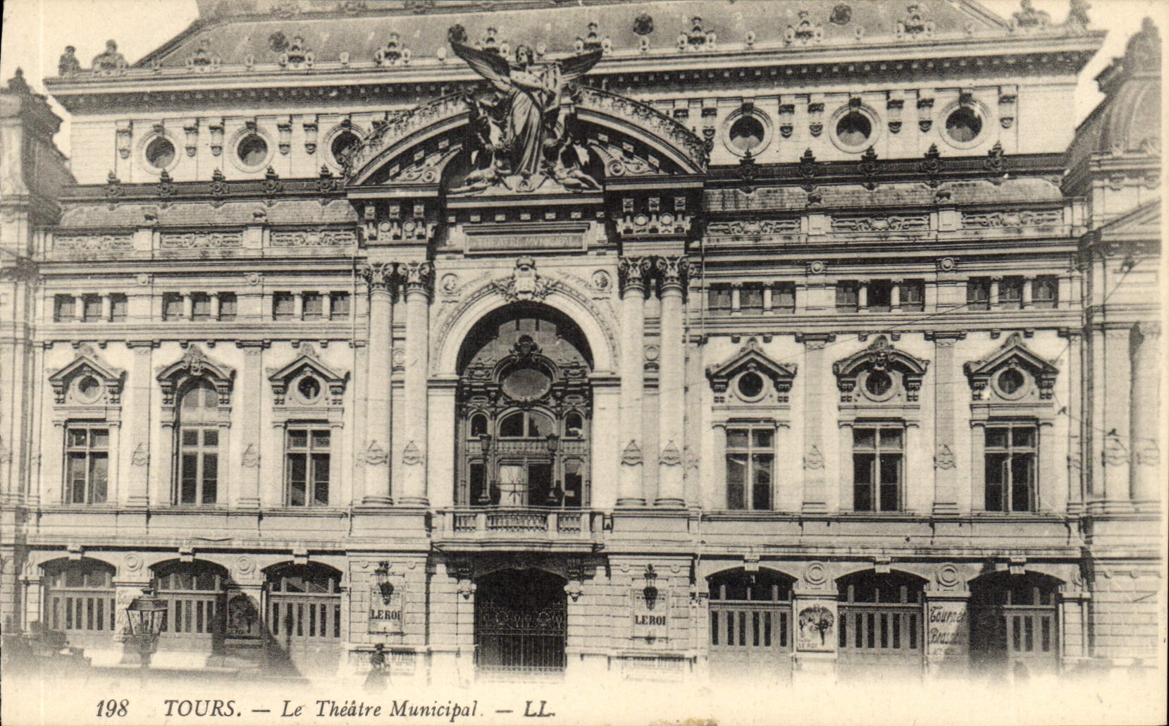 VINTAGE POSTCARD Tours the Municipal Theater