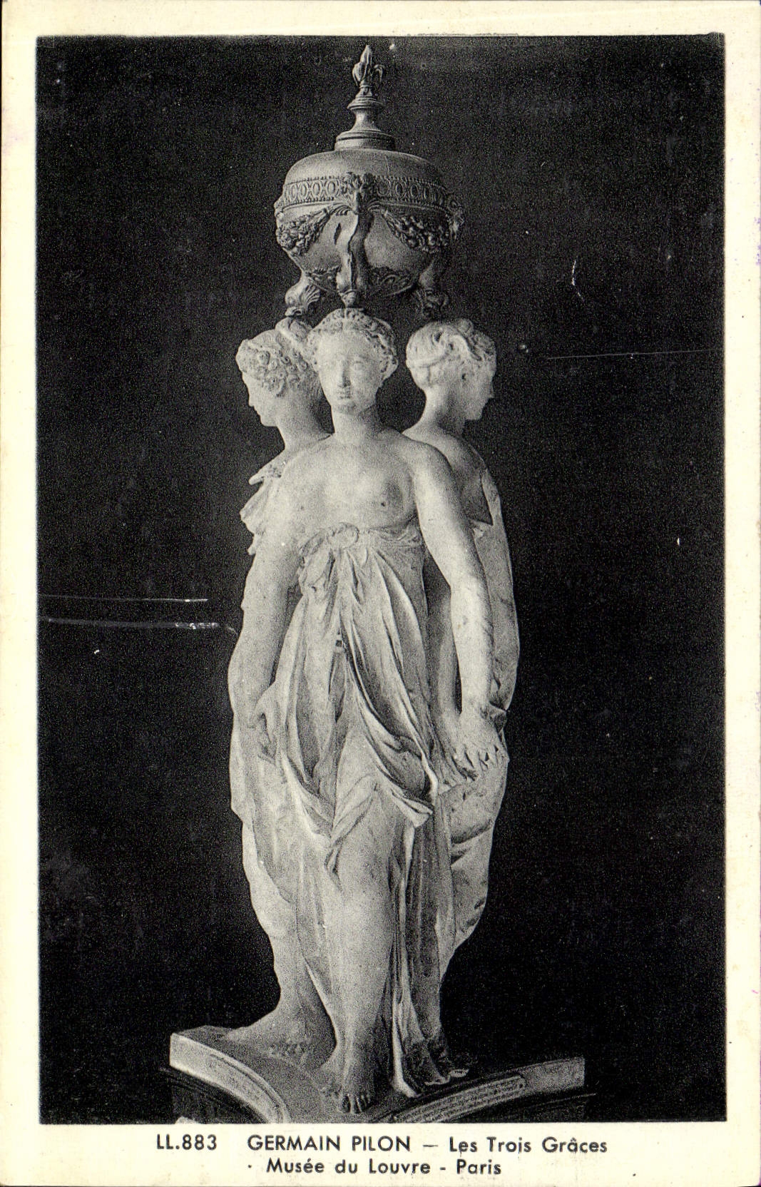 VINTAGE POSTCARD German Rammer the Three Graces Museum of Louvre Paris