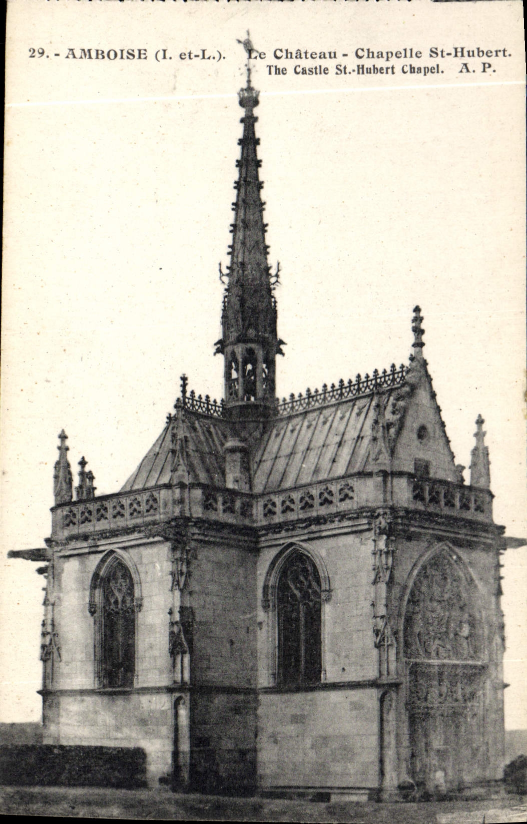 VINTAGE POSTCARD Amboise the Castle Vault St Hubert