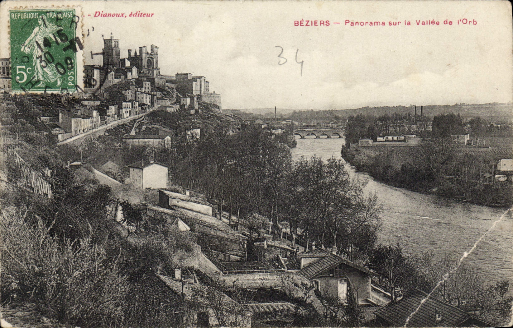 Panorama de Beziers de la POSTAL de la VENDIMIA en el valle del orbe