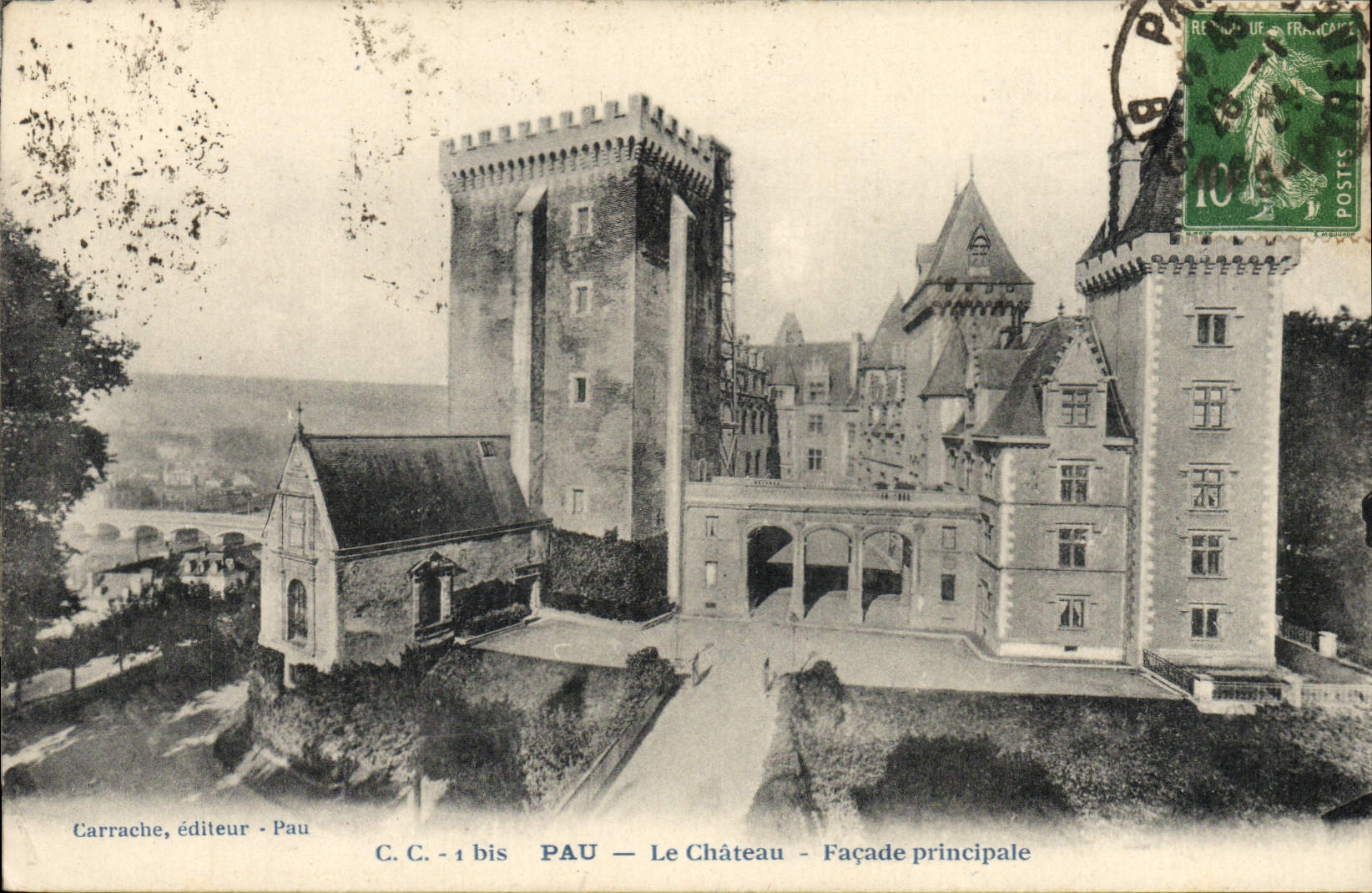 POSTAL Pau de la VENDIMIA el ataque frontal del principal del castillo