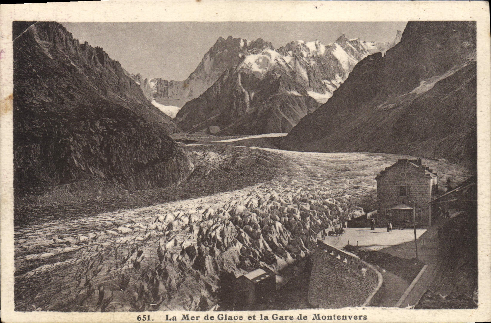 CPA La Mer De Glace Et La Gare De Montenvers