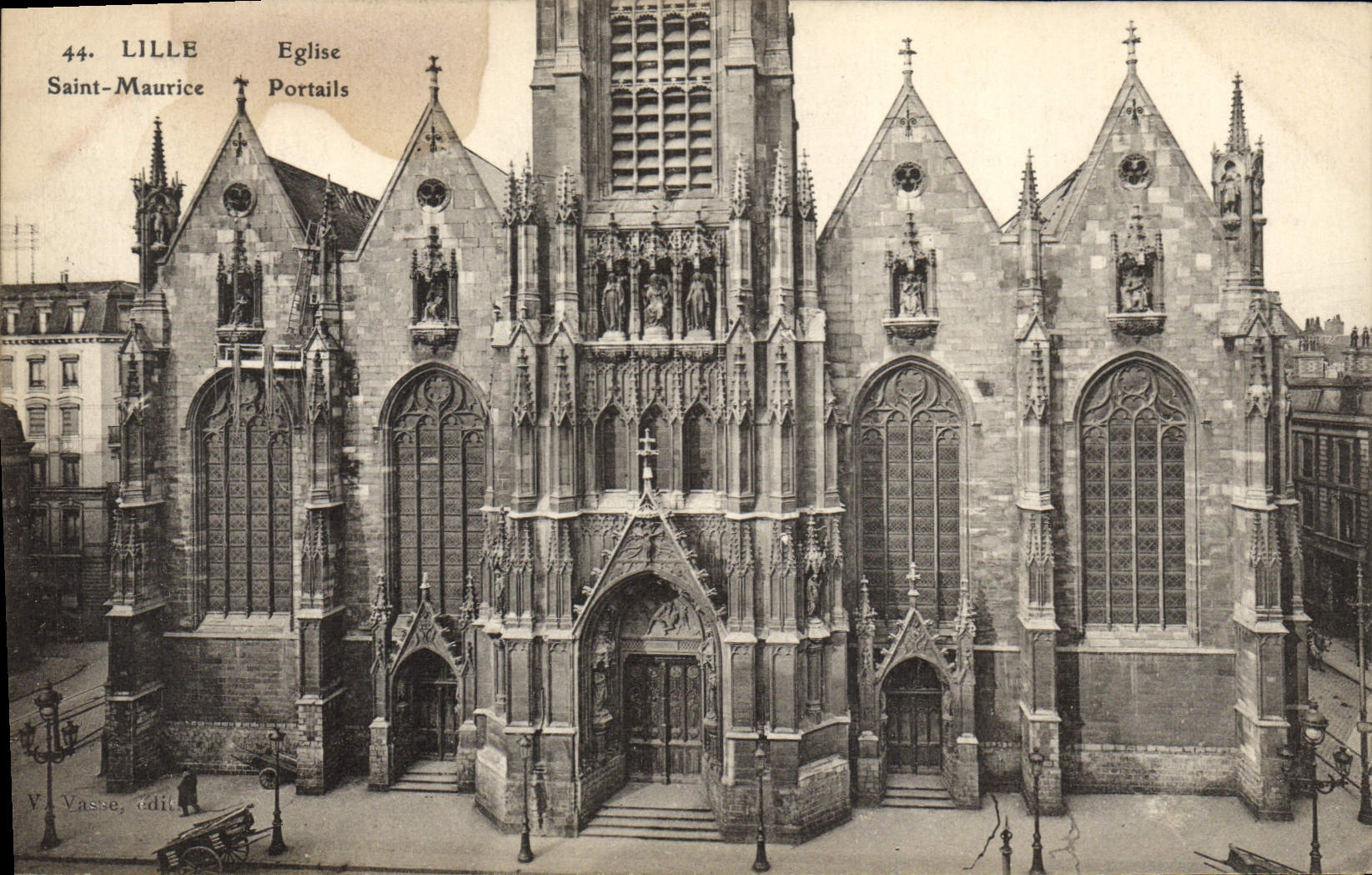 VINTAGE POSTCARD Lille Church Saint Maurice Gates