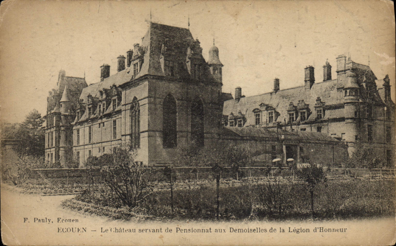 VINTAGE POSTCARD Ecouen the Castle Being used As Boarding school to the Young ladies Of the Legion Of Honor