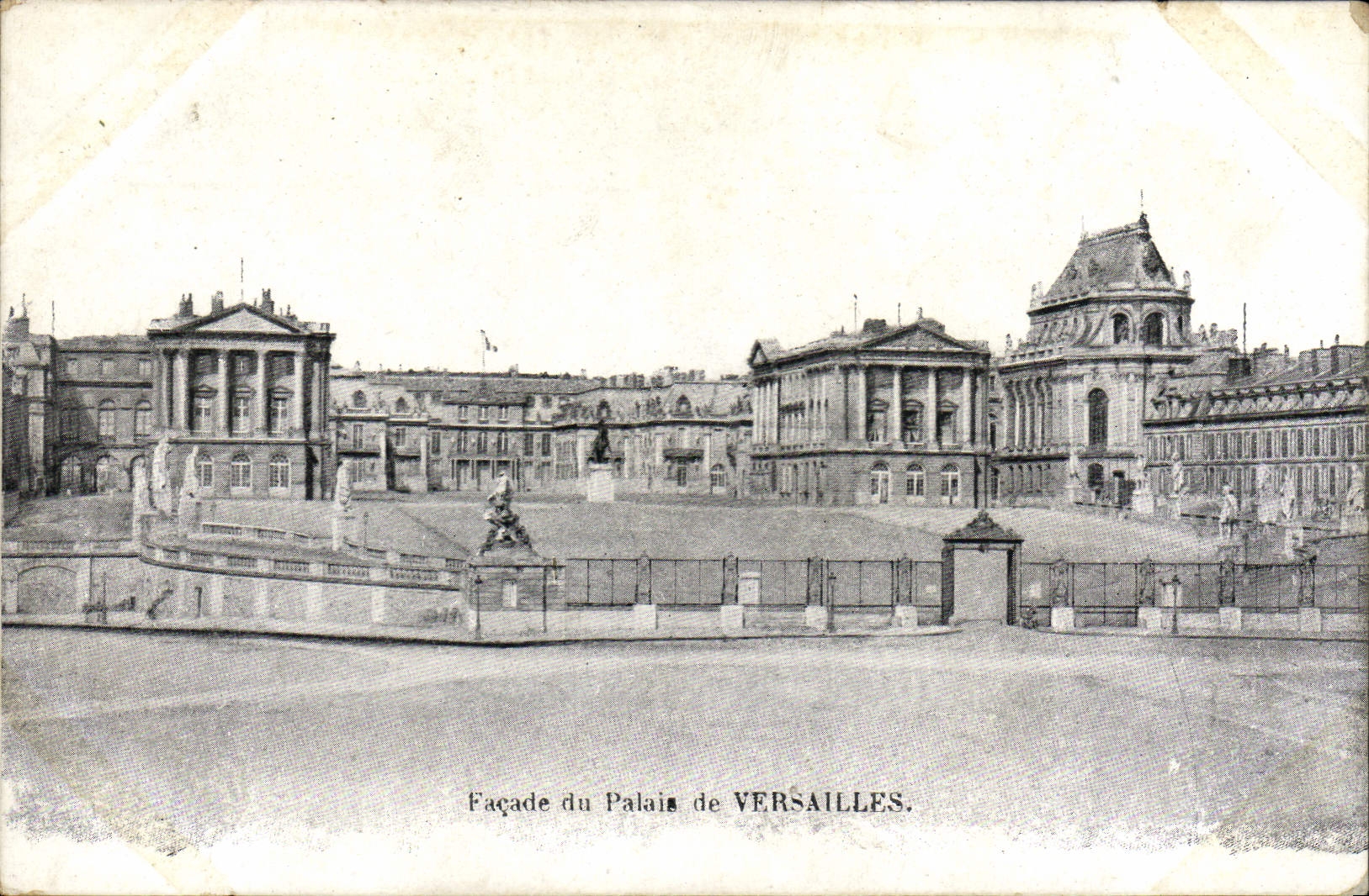CPA Versailles Facade Du Palais