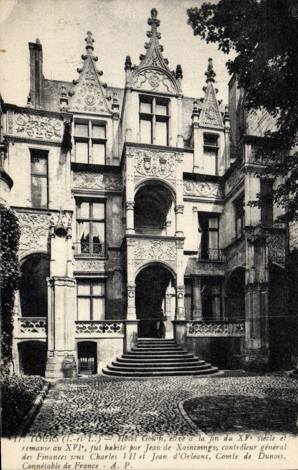 VINTAGE POSTCARD Tours Gouin Hotel