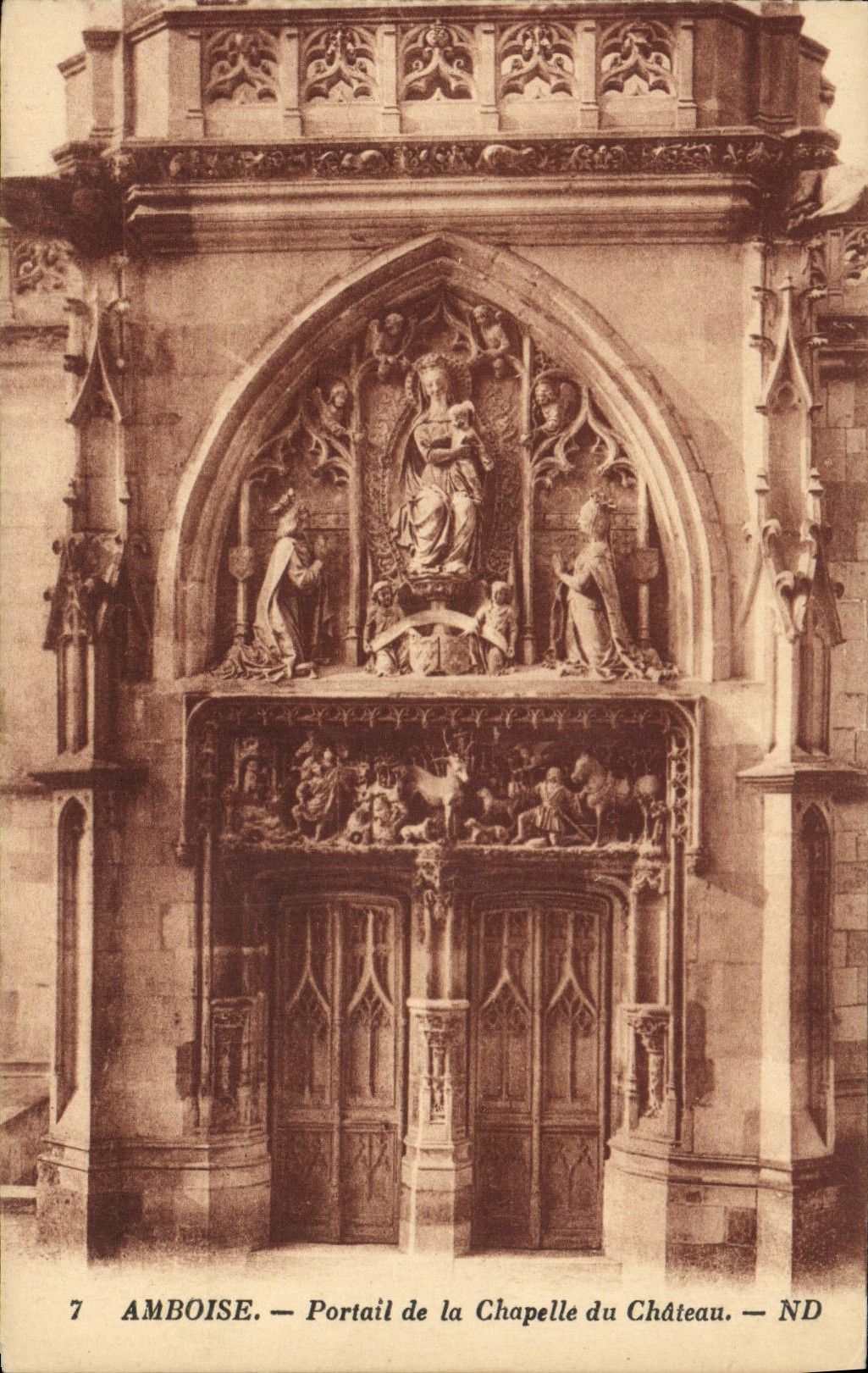 Puerta de Amboise de la POSTAL de la VENDIMIA de la cámara acorazada del castillo
