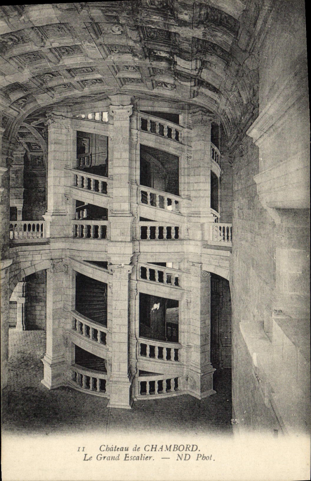 CPA Chateau De Chambord Le Grand Escalier