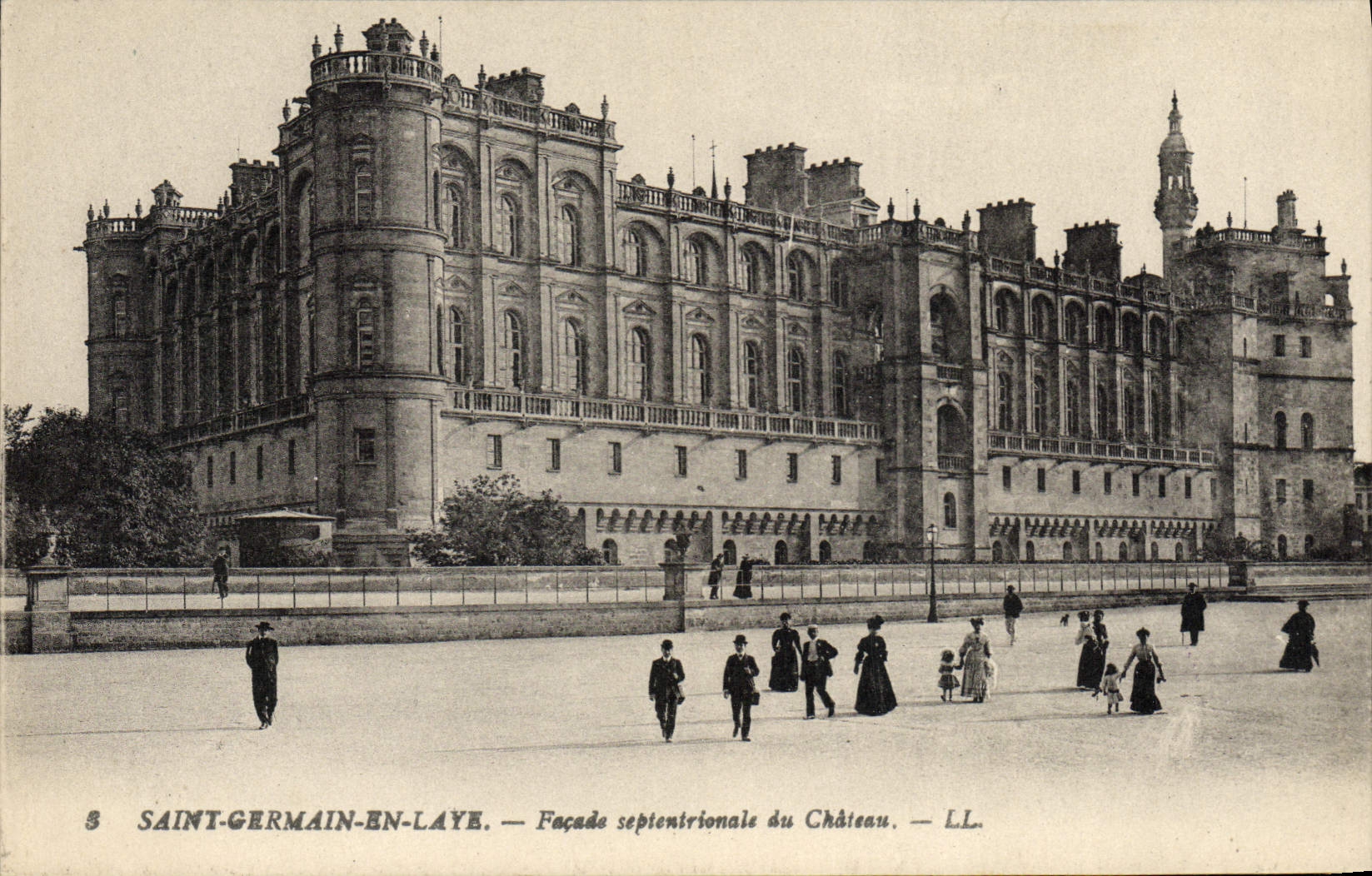 CPA Saint Germain En Laye Facade septentrionale du chateau
