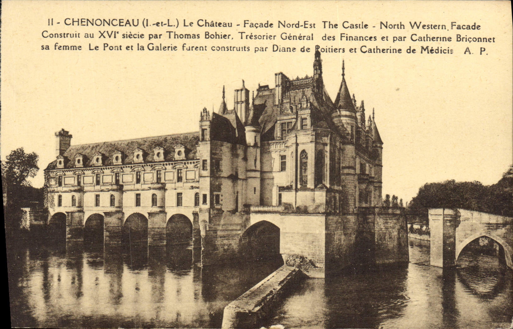 VINTAGE POSTCARD Chenonceau the Northern Castle Frontage Is