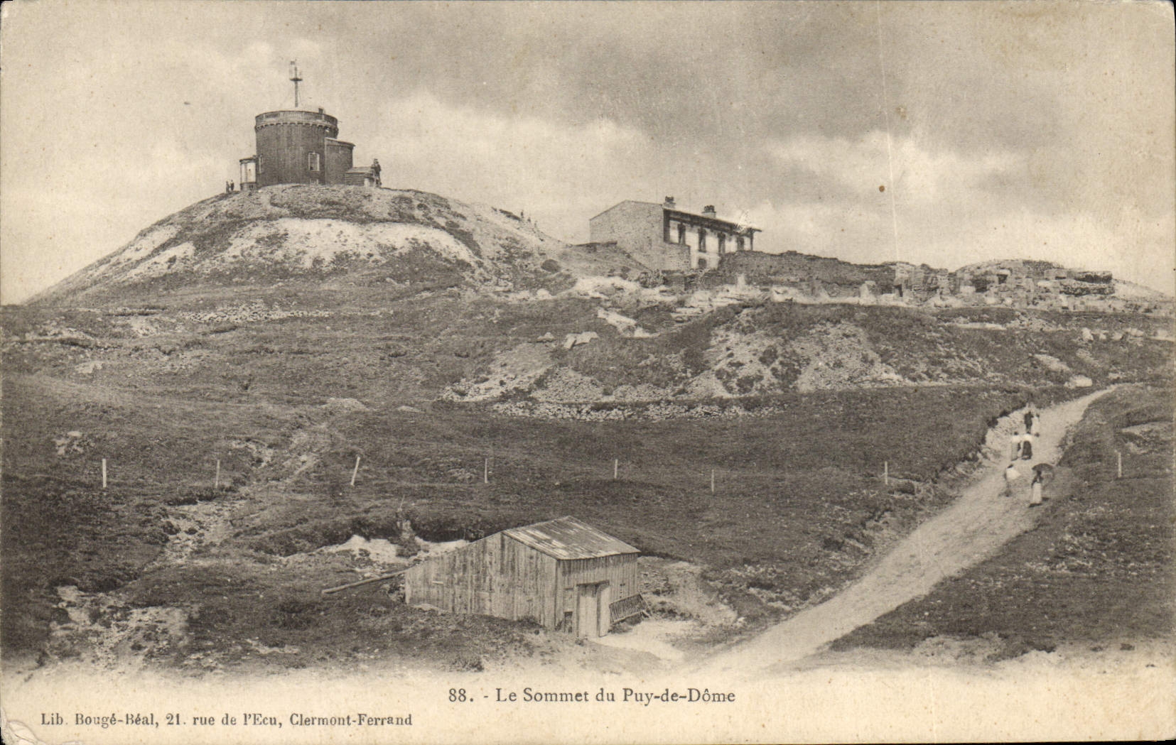VINTAGE POSTCARD the top of Puy de Dome