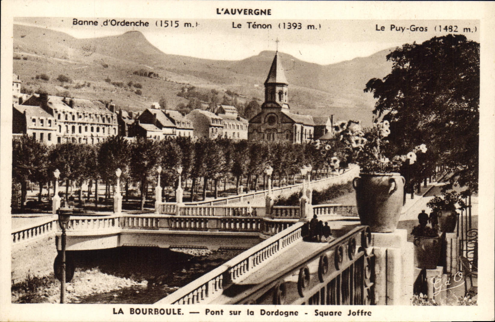 CPA La Bourboule Pont Sur La Dordogne Square Joffre