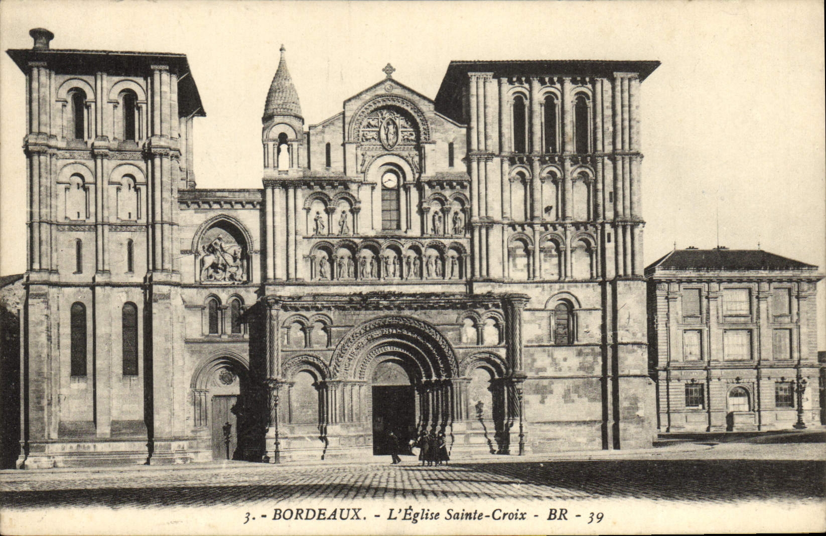 CPA Bordeaux L'Eglise Sainte Croix