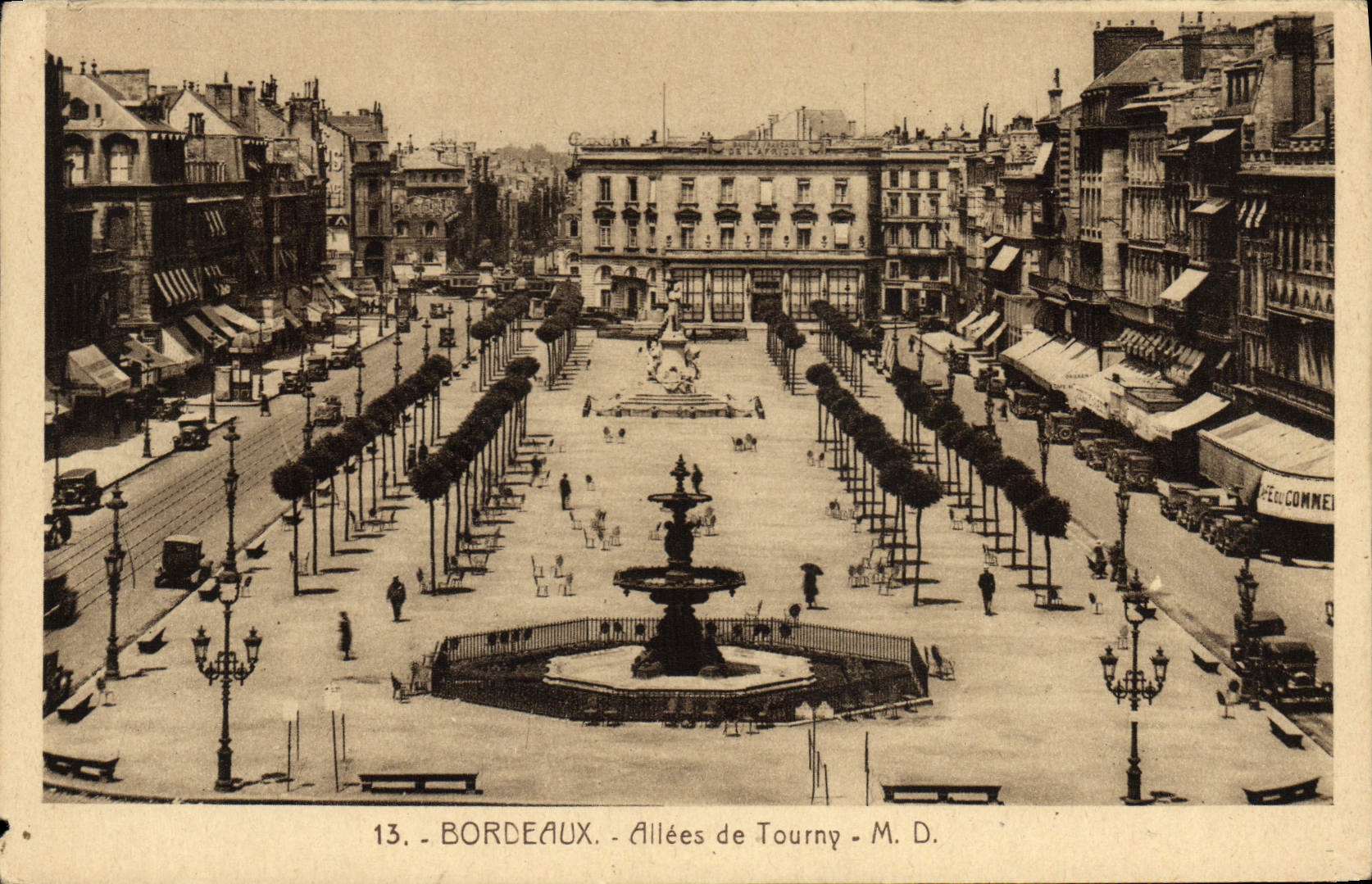 POSTAL Bordeaux Gone De Tourny de la VENDIMIA