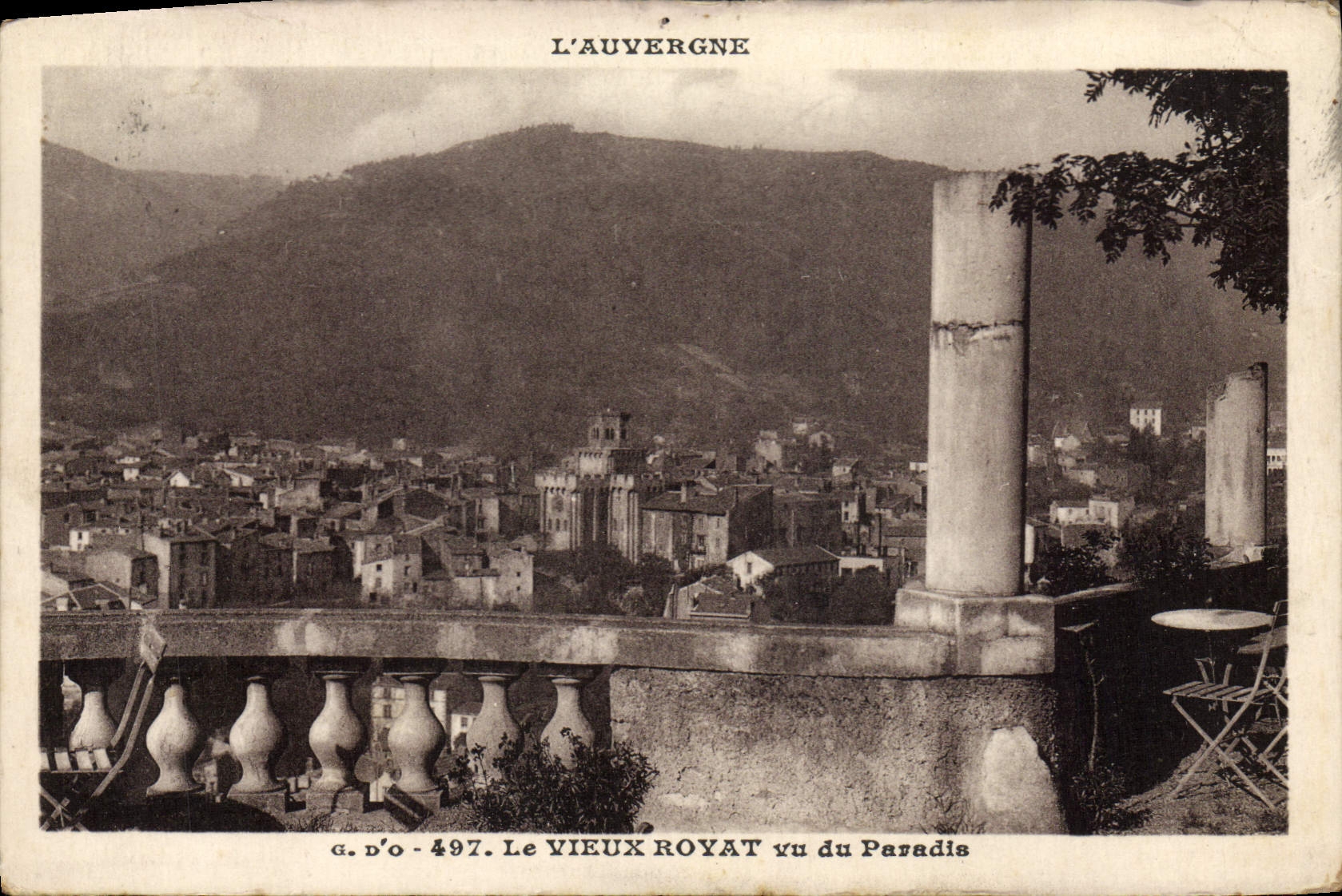 VINTAGE POSTCARD Auvergne the Royat Old man Seen Of the Paradise