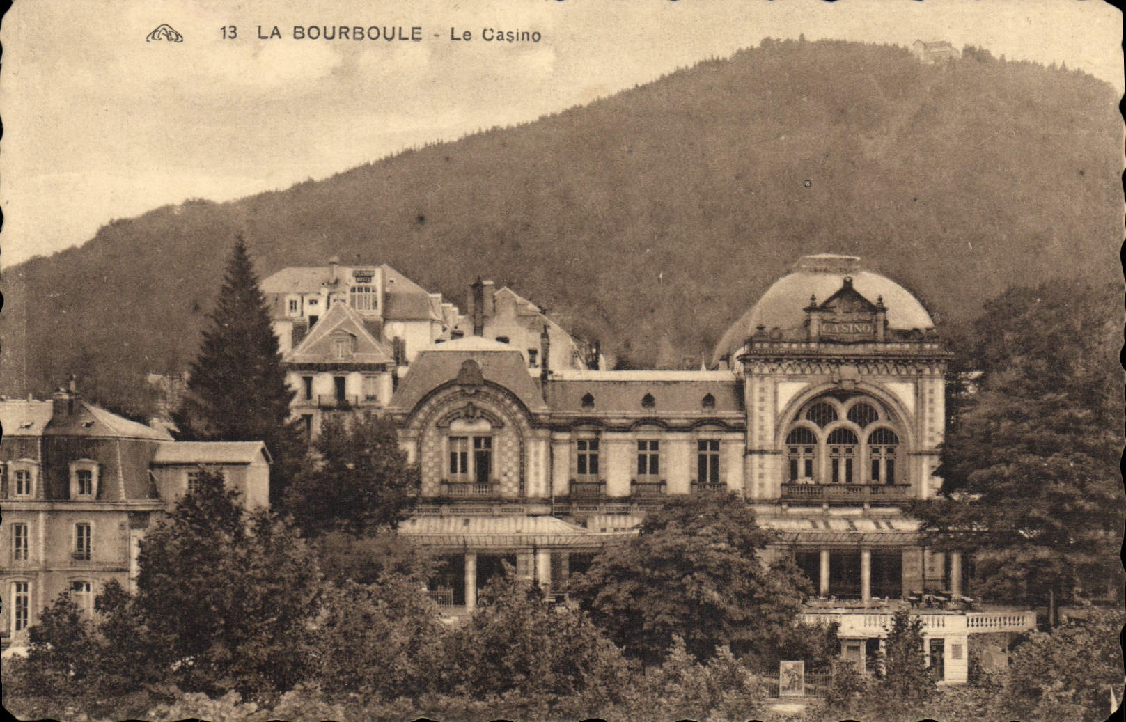 CPA La Bourboule Le Casino