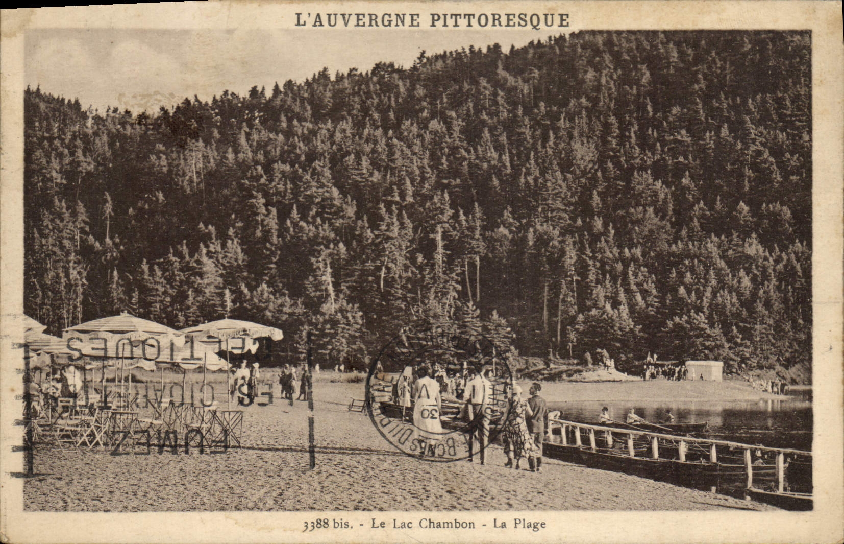 CPA L'Auvergne Pittoresque Le Lac Chambon la plage