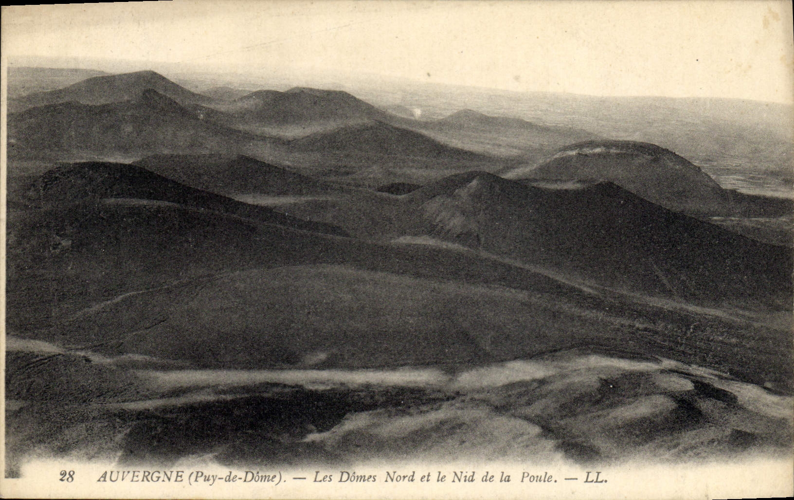 VINTAGE POSTCARD Auvergne Domes Northern And the Pothole