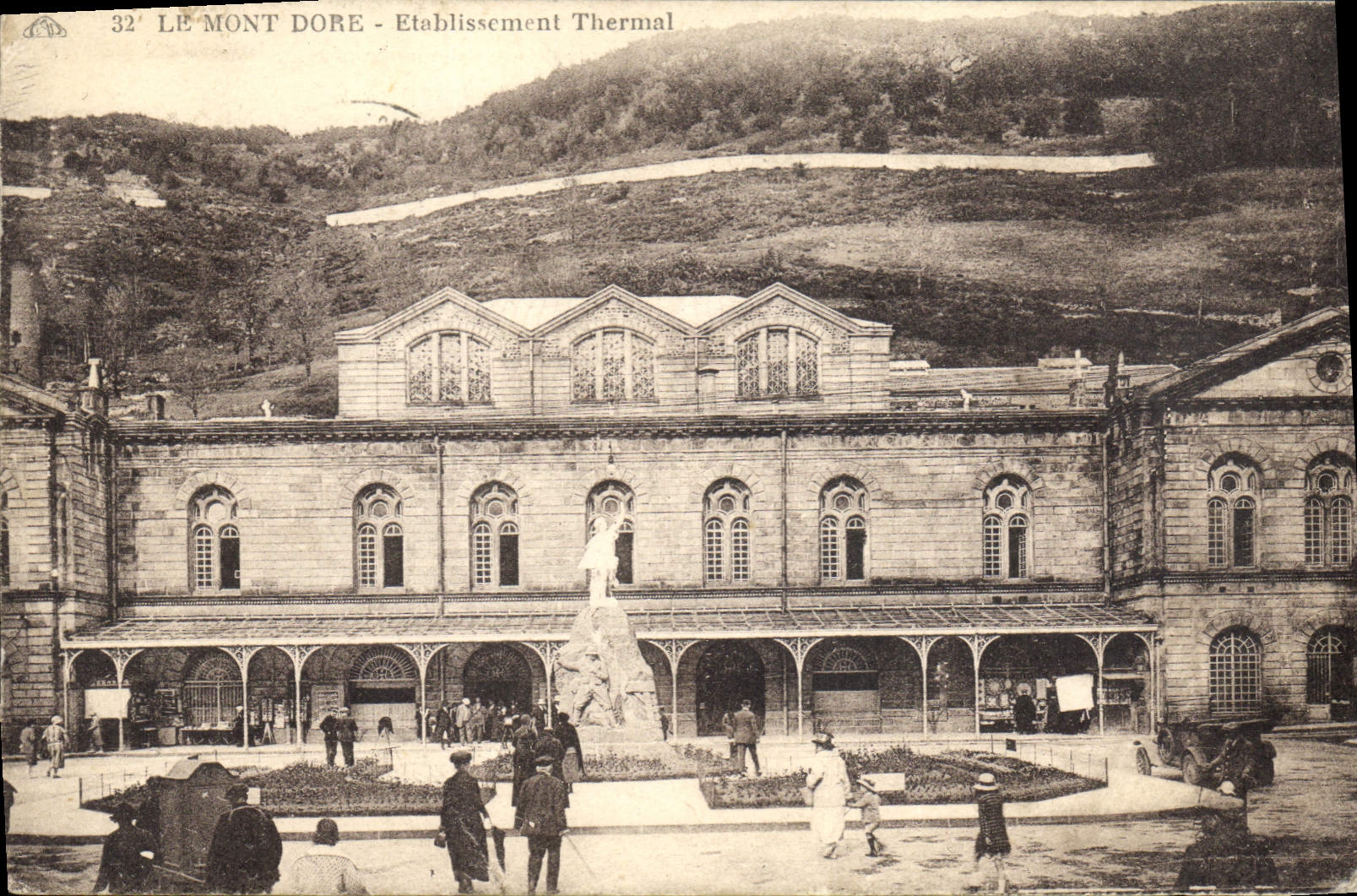 VINTAGE POSTCARD the Mount Gilds Hydropathic establishment