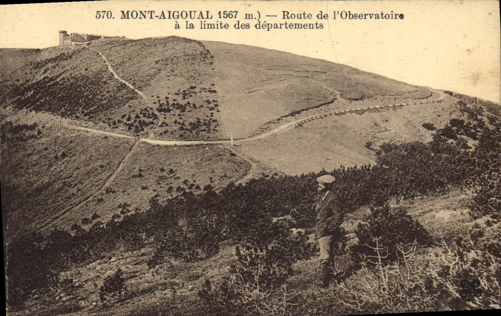 CPA Mont Aigoual Route De l'Observatoire a la limite des departemens