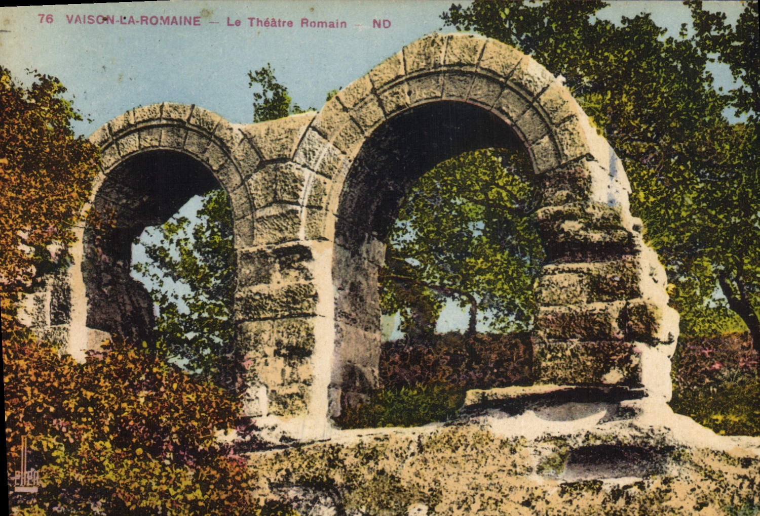 VINTAGE POSTCARD Vaison the Roman the Romain Theater