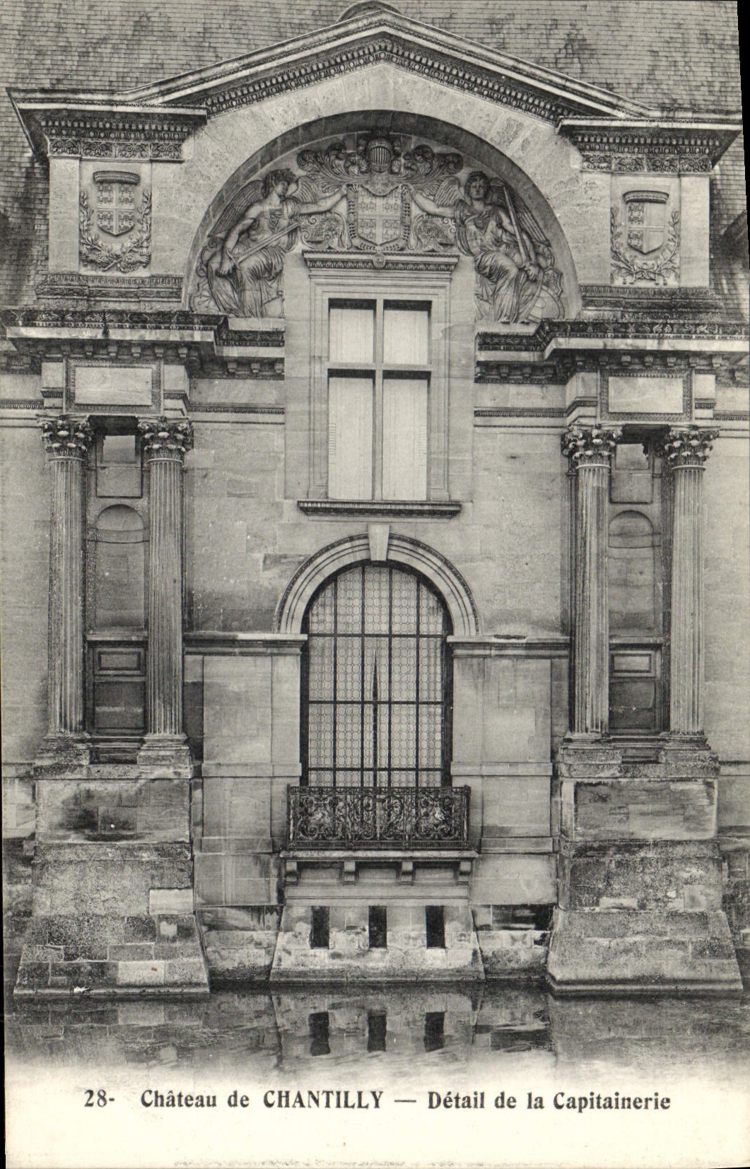 CPA Chantilly Detail De La Capitainerie