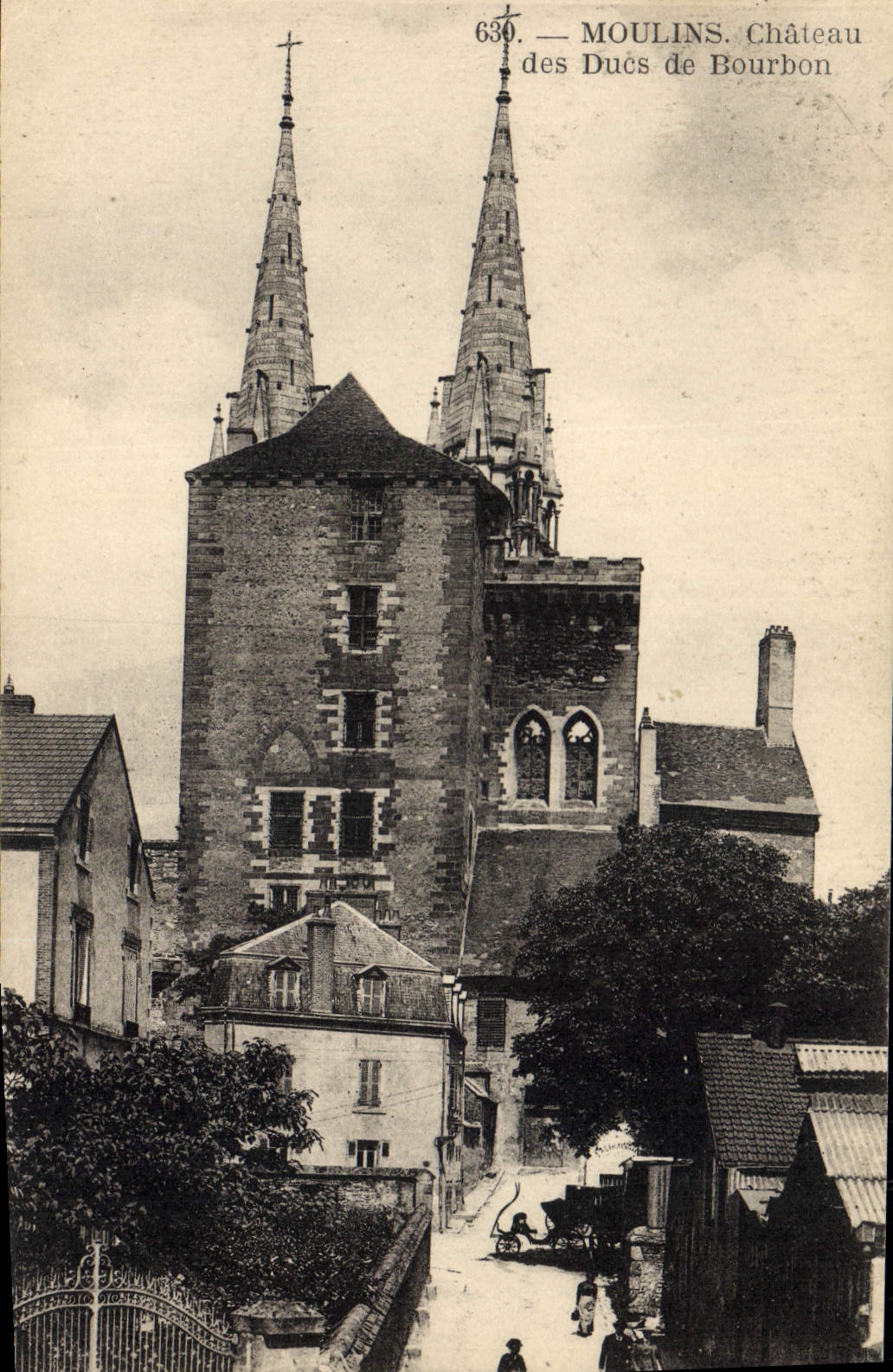 VINTAGE POSTCARD Moulins Castle Of the Dukes Of Bourbon