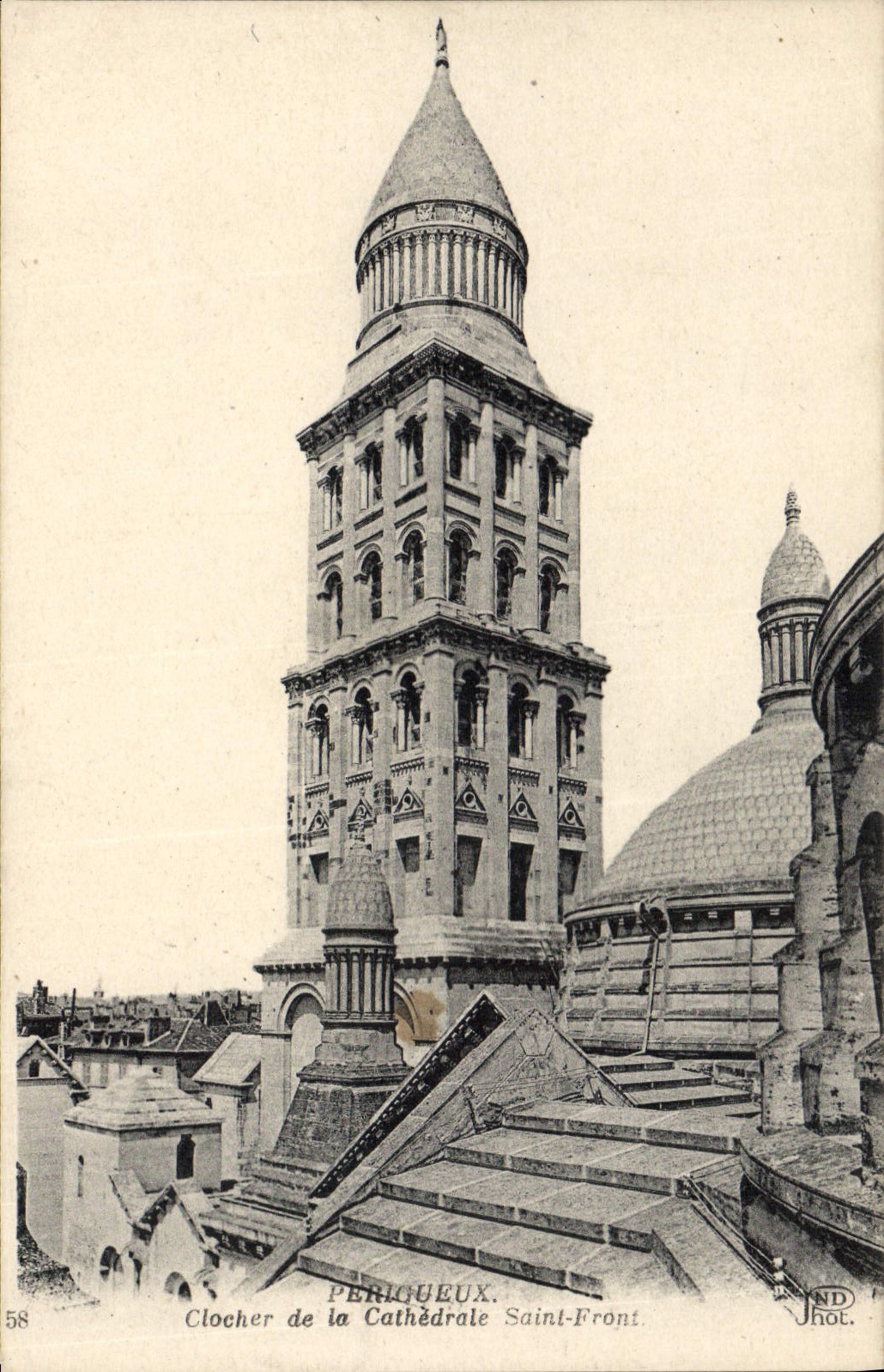 VINTAGE POSTCARD Périgueux Holy Bell-tower of the cathedral Face