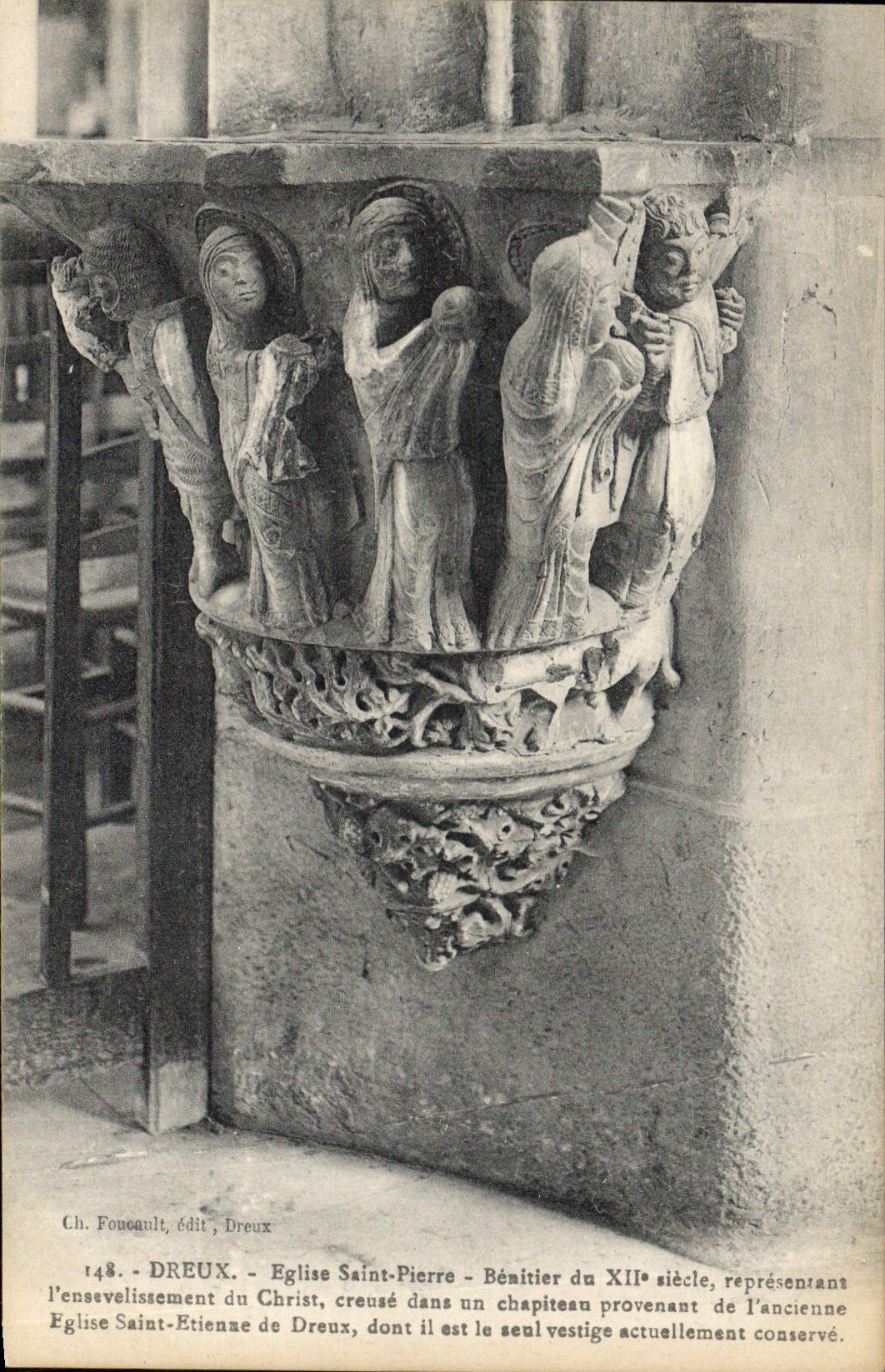 CPA Dreux Eglise Saint Pierre Benitier