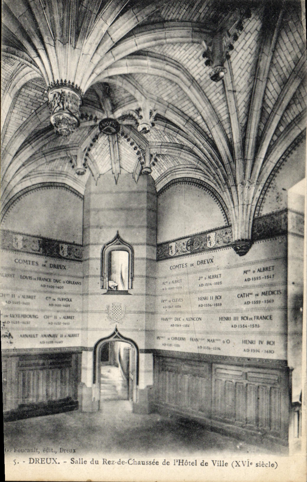 CPA Dreux Salle Du Rex De Chaussee De l'Hotel De Ville