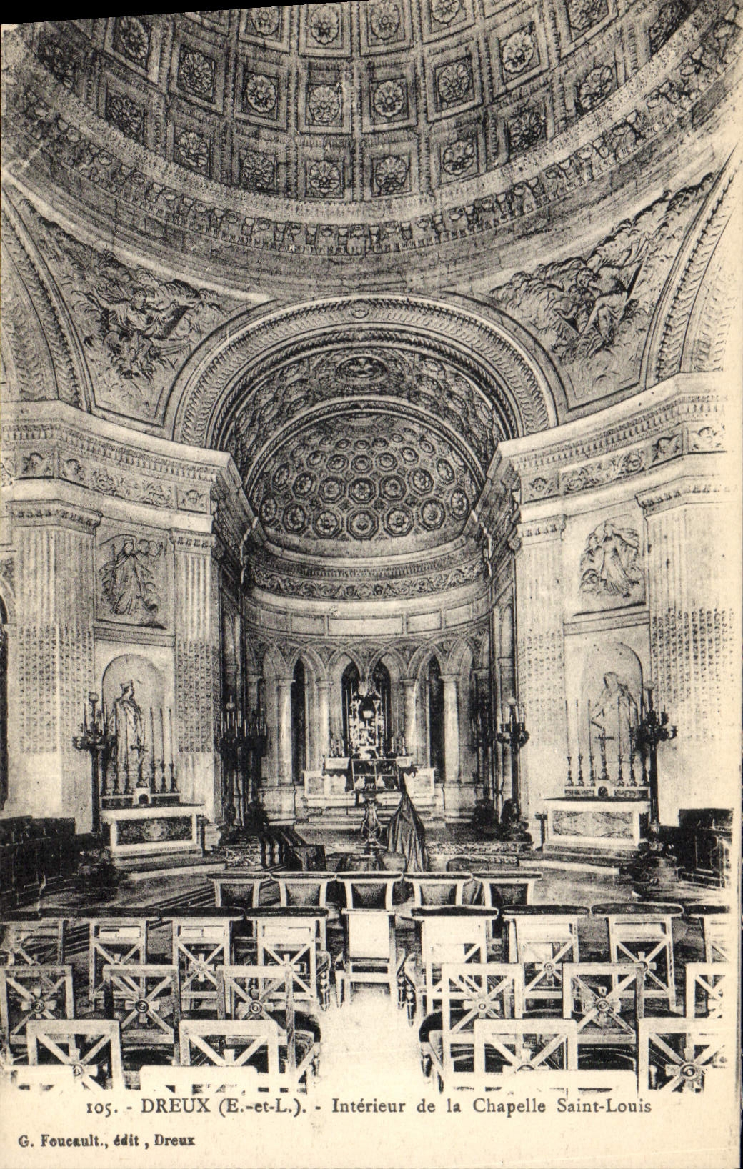 CPA Dreux Interieur de la Chapelle Saint Louis