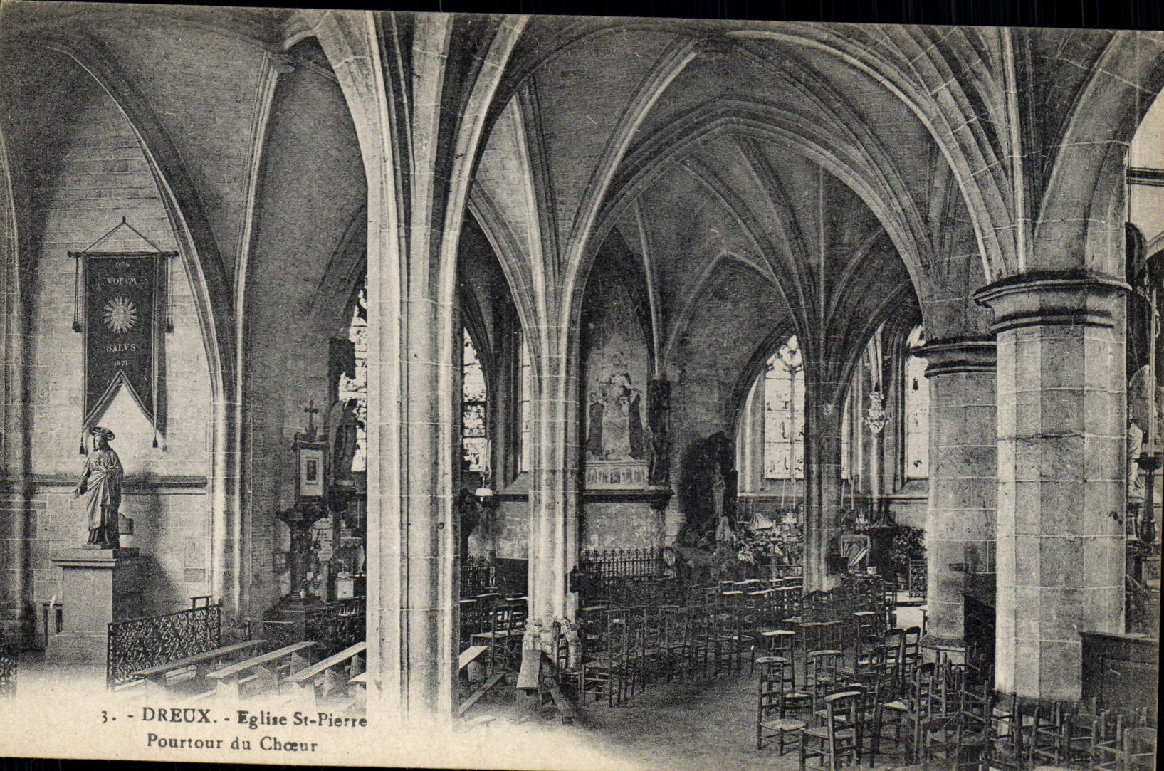 VINTAGE POSTCARD Dreux Church St Pierre Circumference of the chorus