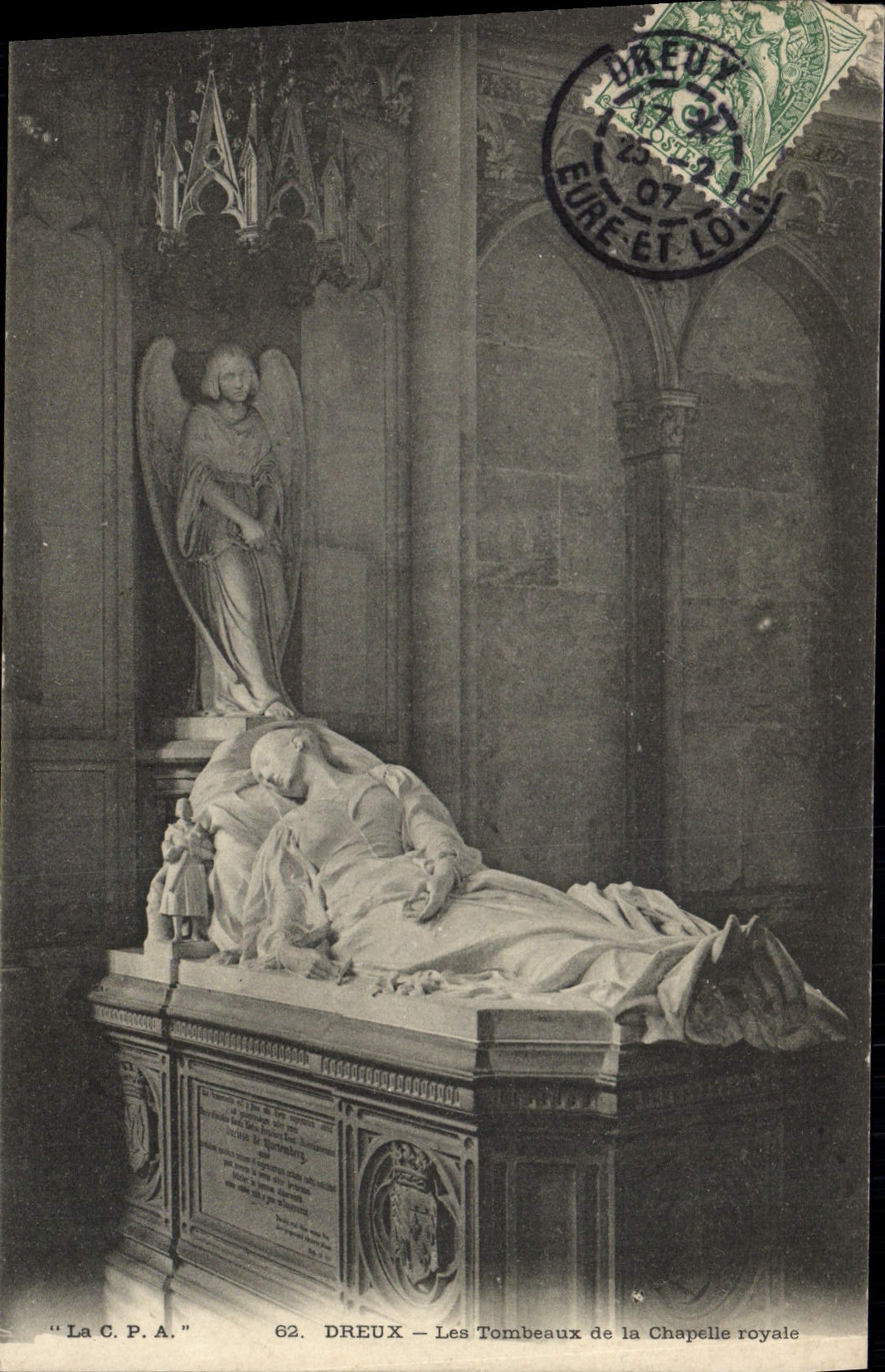 VINTAGE POSTCARD Dreux Tombs Of the Royal Vault