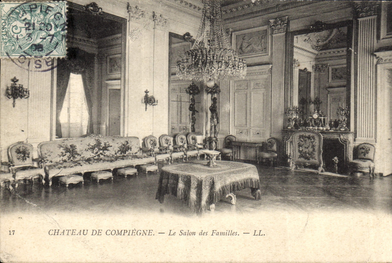Castillo de la POSTAL de la VENDIMIA de Compiegne la sala de estar de las familias
