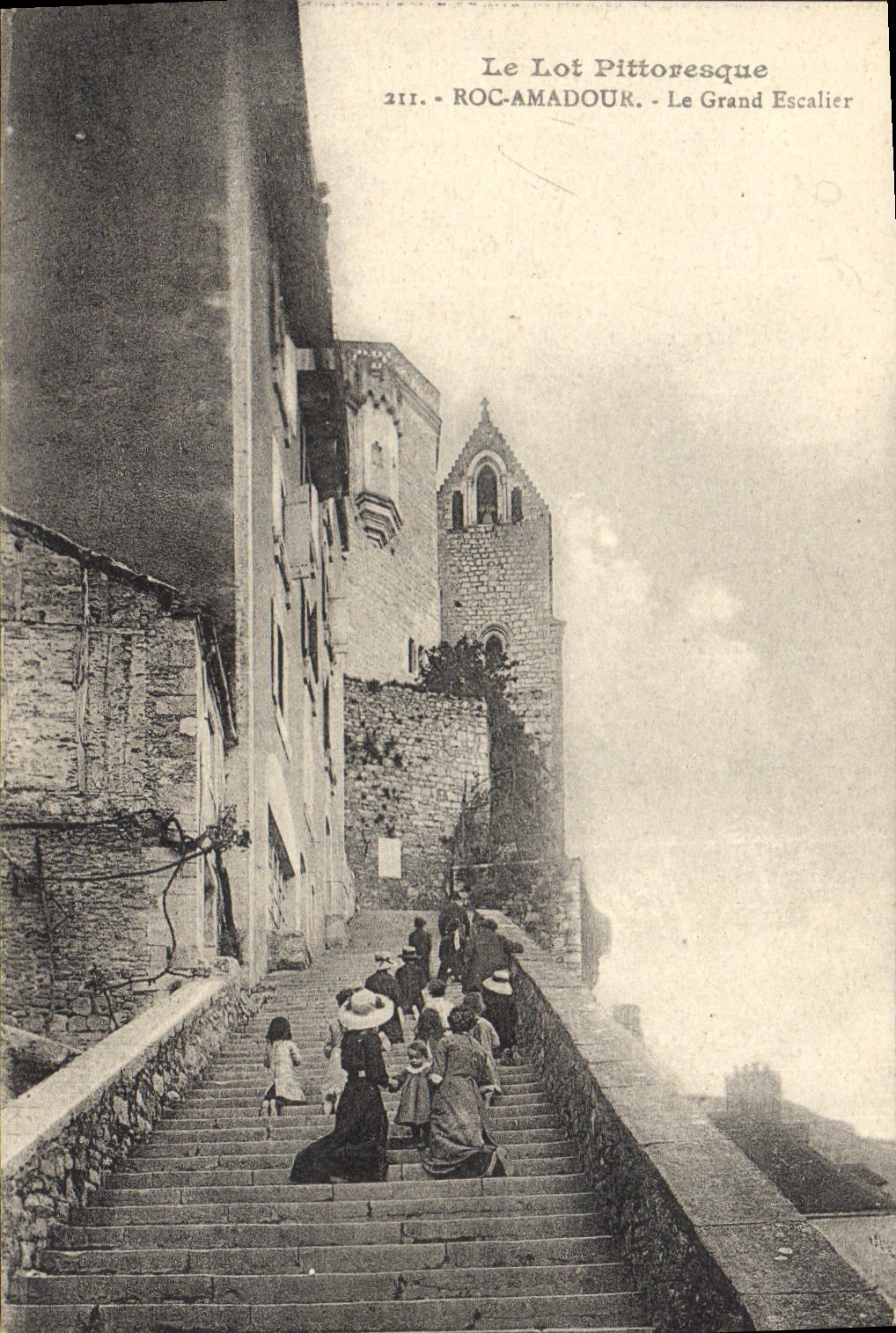 VINTAGE POSTCARD the Batch Rocamadour the Large Staircase