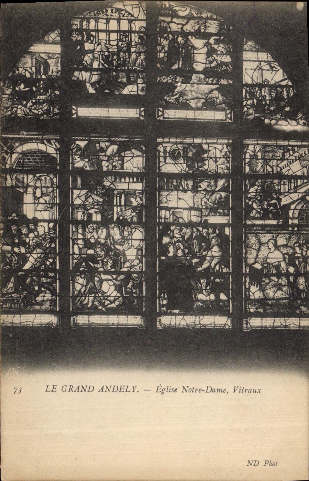 CPA Le Grand Andely Eglise Notre Dame Vitraux