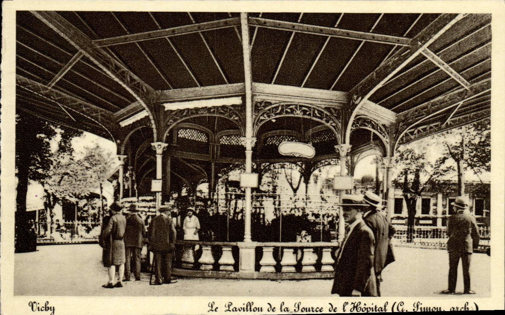 VINTAGE POSTCARD Vichy the house Of the Source Of the Hospital