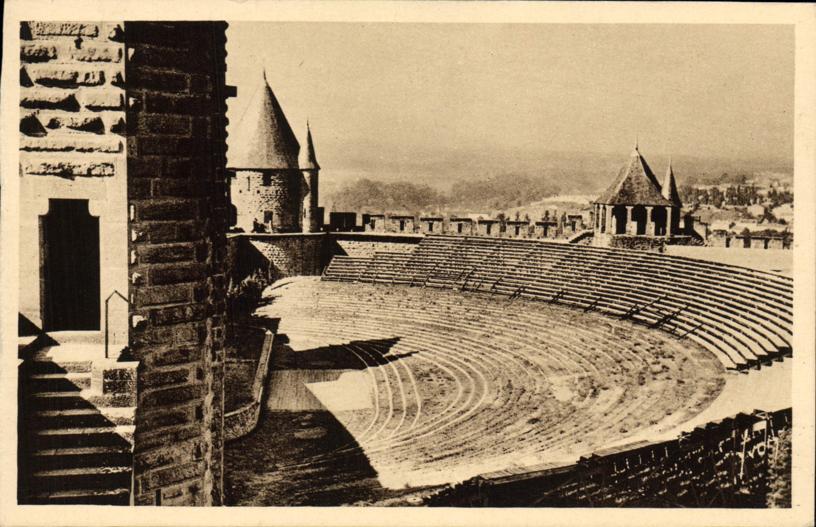 VINTAGE POSTCARD Carcassonne ISCED the Theater
