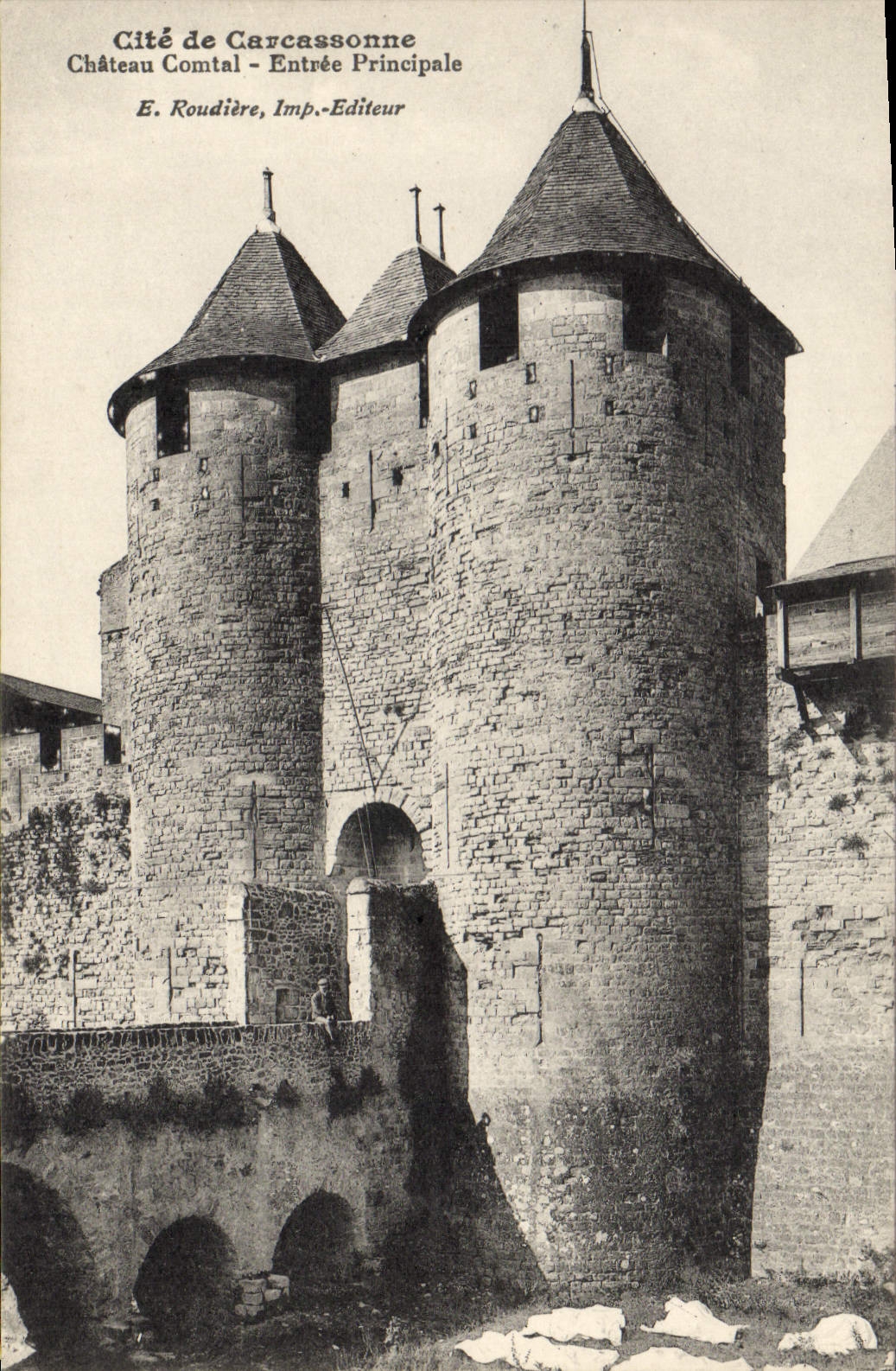 VINTAGE POSTCARD Carcassonne Castle Comtal Main entrance