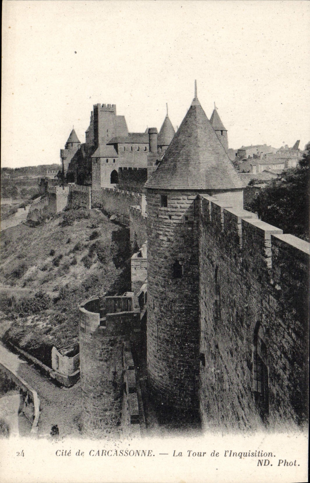 CPA Carcassonne La Tour De l'Inquisition