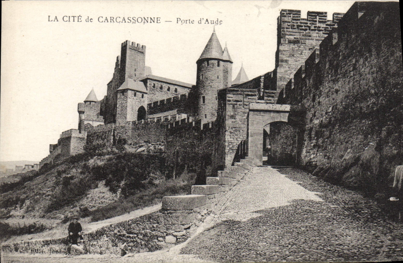 CPA Carcassonne Porte d'Aude