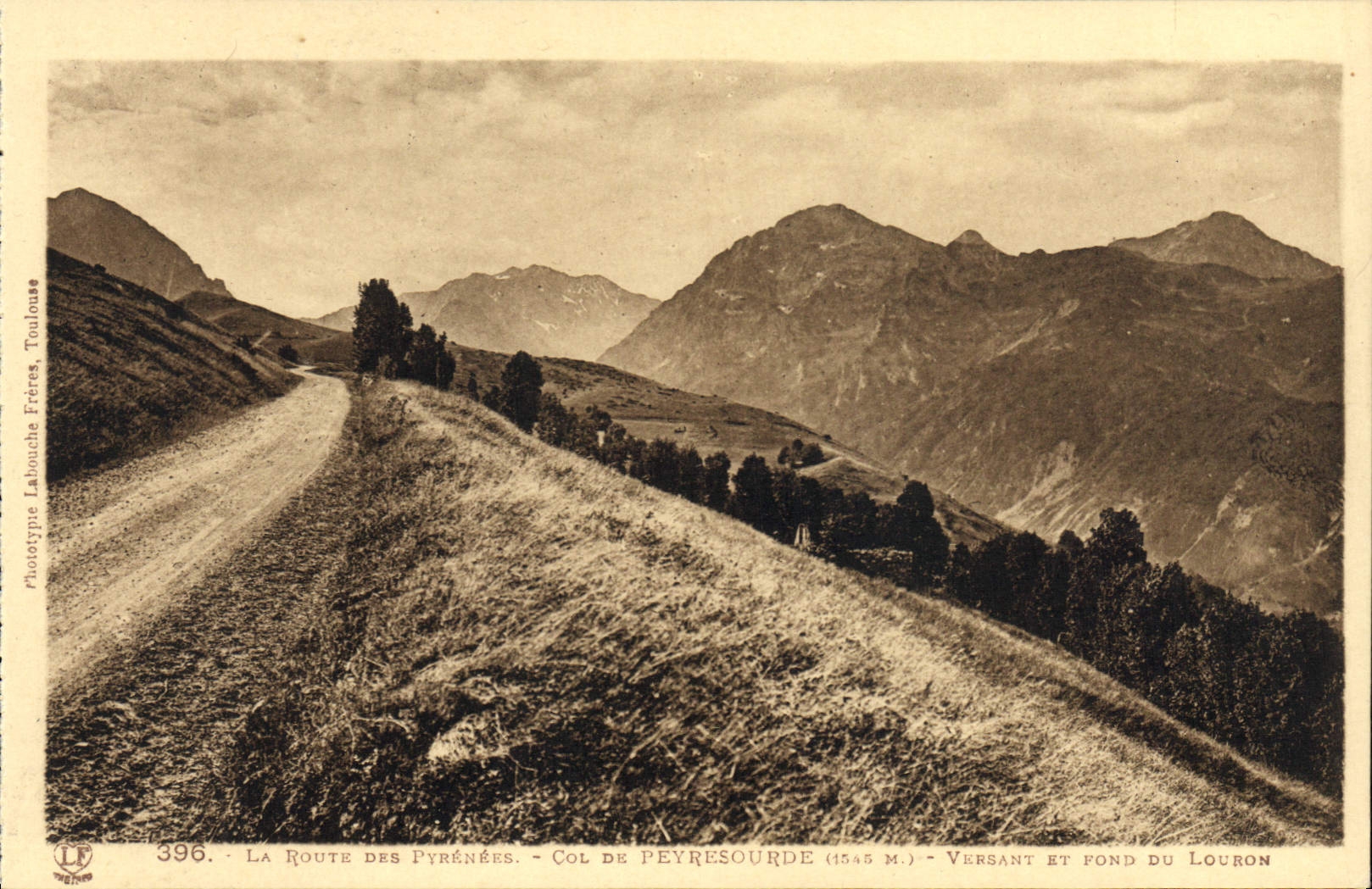VINTAGE POSTCARD Road of the Pyrenees Collar of Pouring Peyresourde and melts of Louron