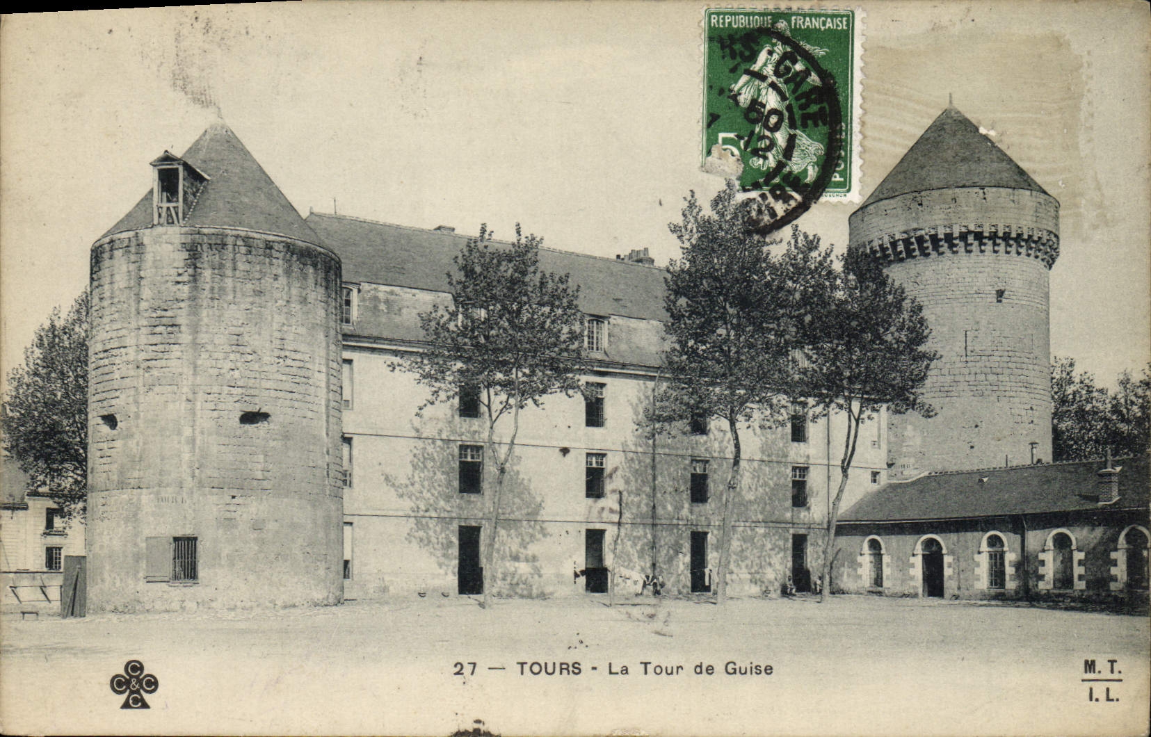 CPA Tours La tour de Guise