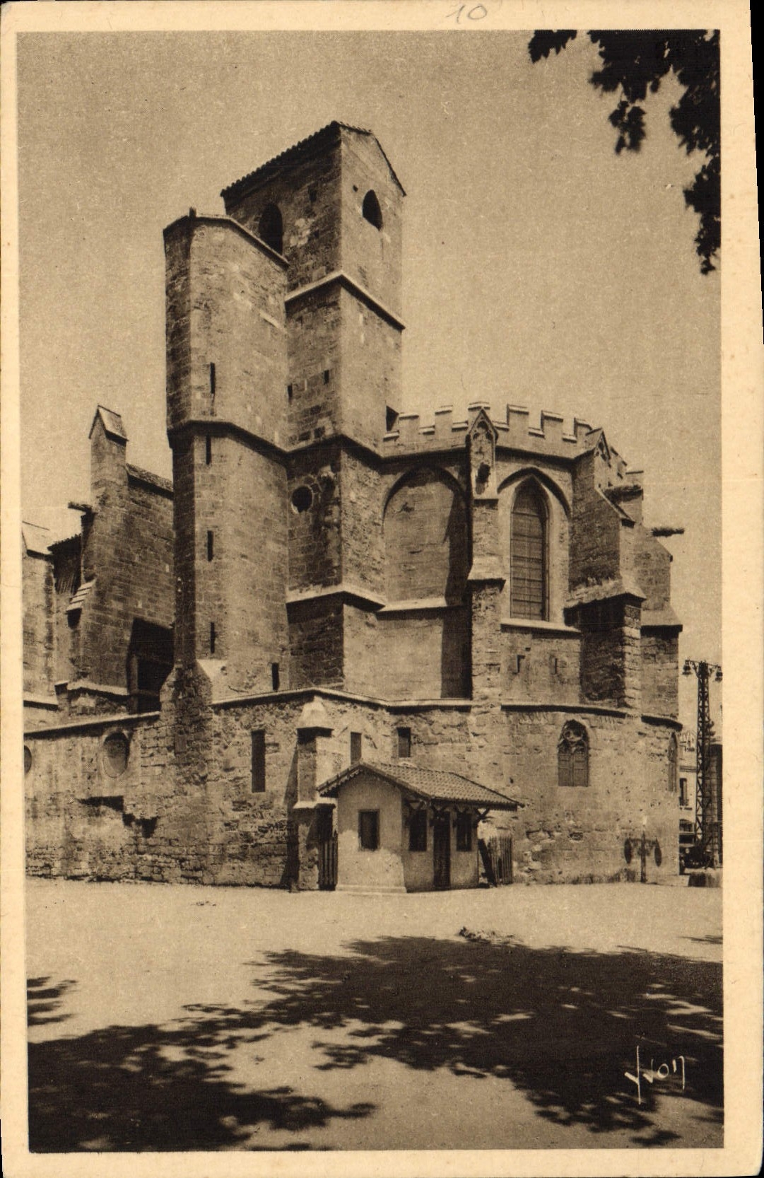 VINTAGE POSTCARD concise Narbonne Musee Ancien brood Benedictines