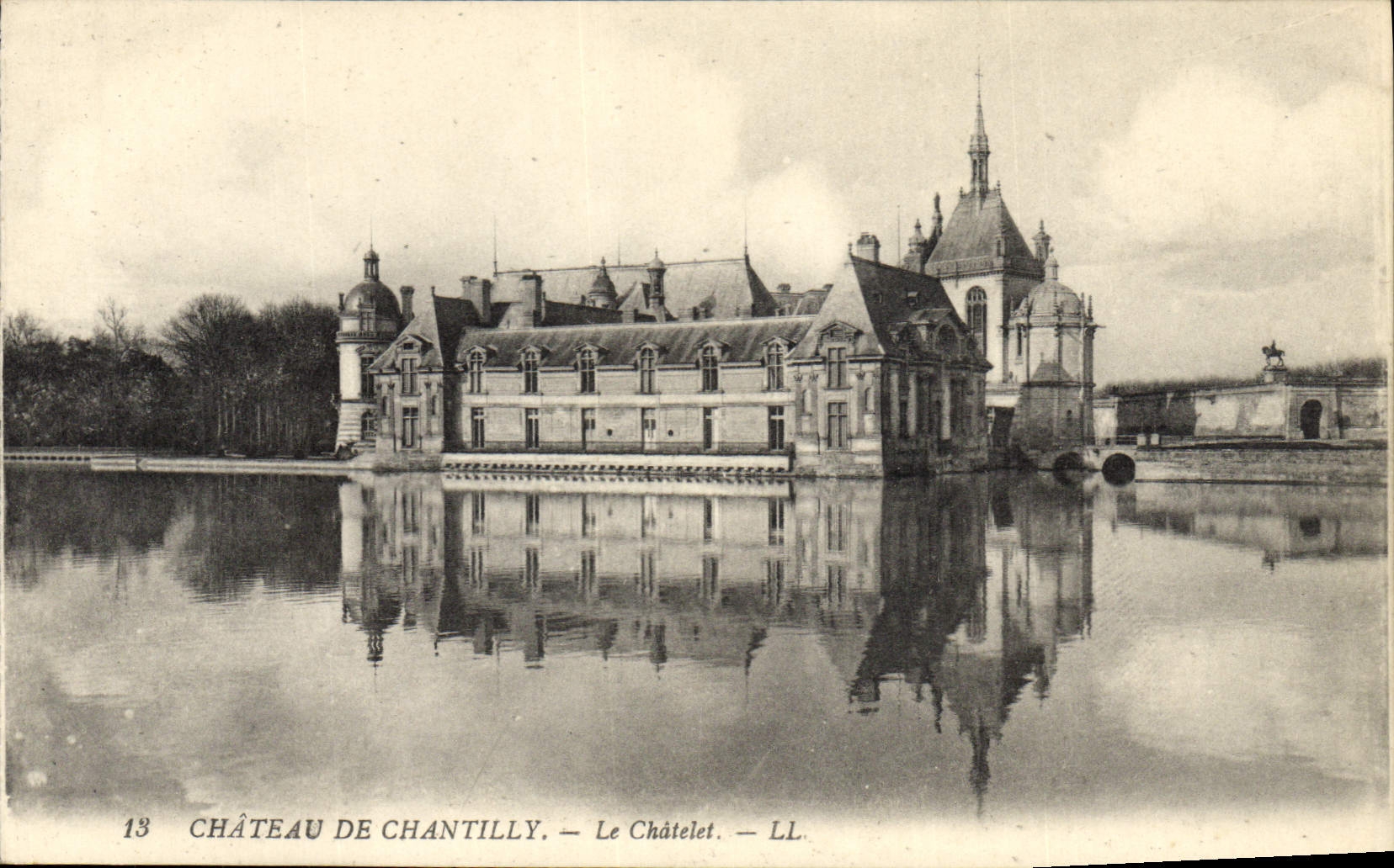 Castillo de la POSTAL de la VENDIMIA de Chantilly Chatelet