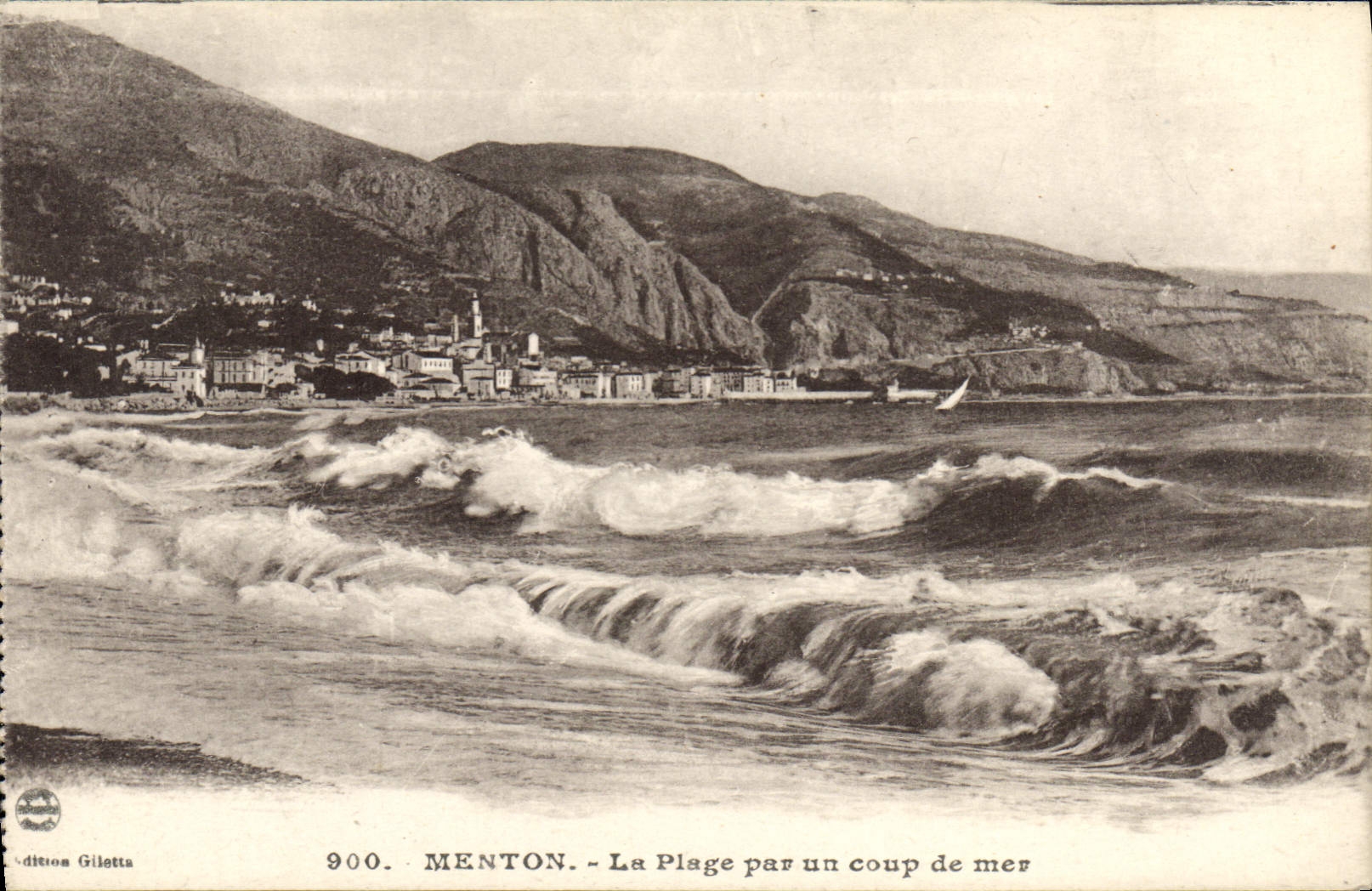 CPA Menton La plage par un coup de mer