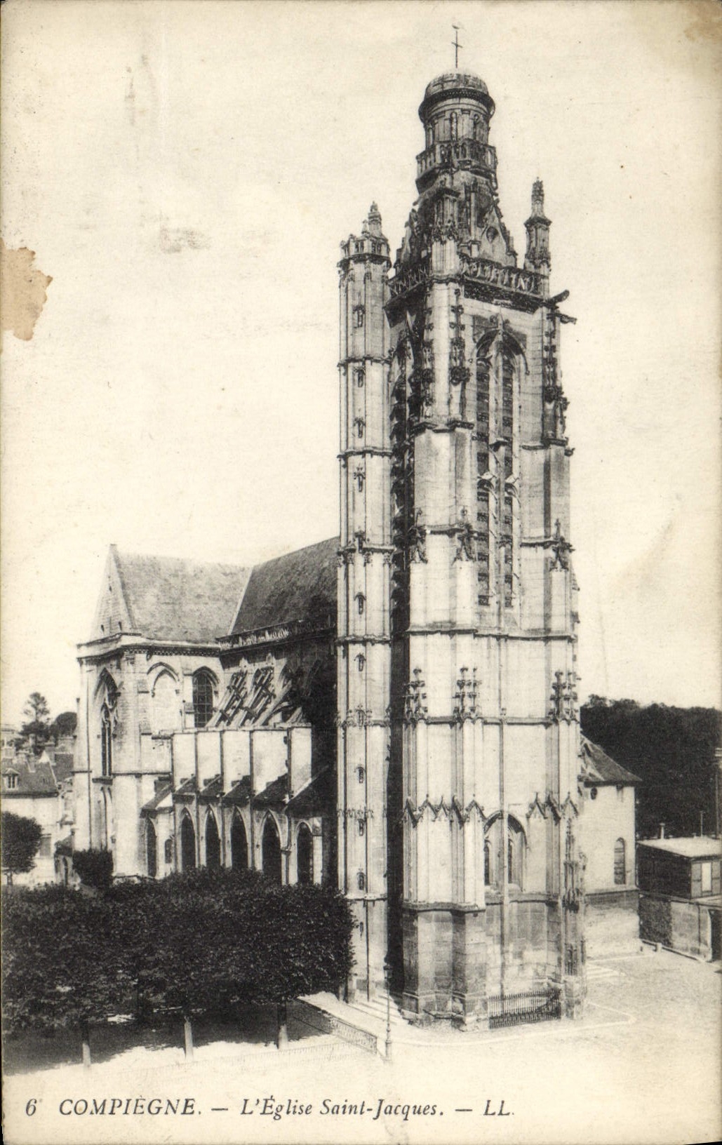 POSTAL Compiegne de la VENDIMIA la iglesia Jacques santo